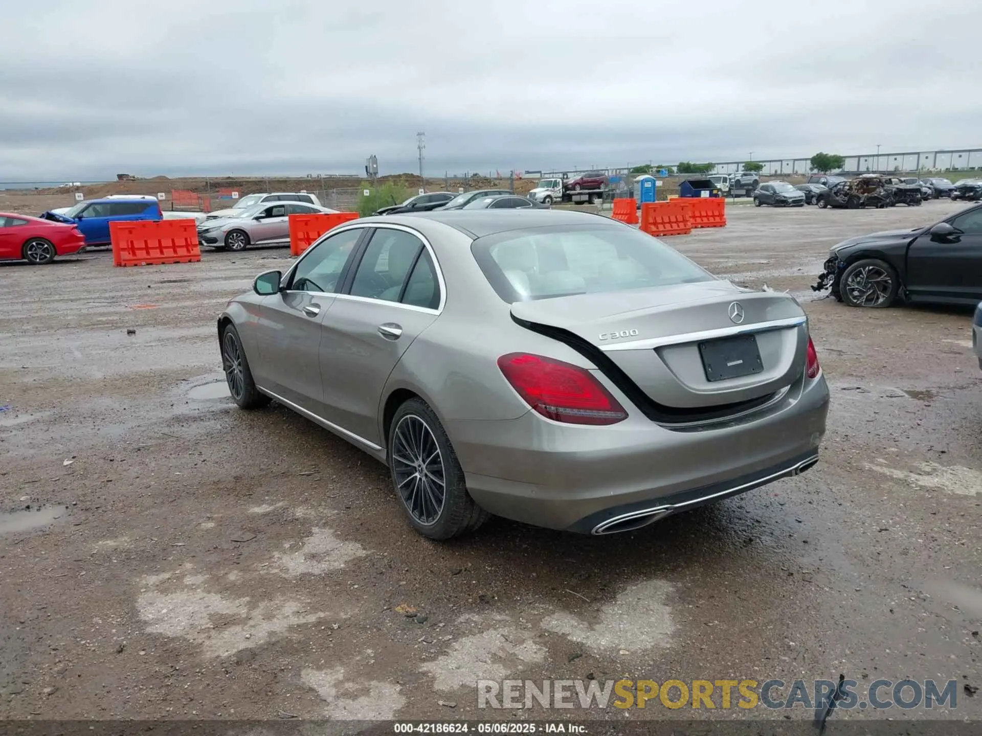 3 Photograph of a damaged car 55SWF8DBXKU315975 MERCEDES-BENZ C 300 2019