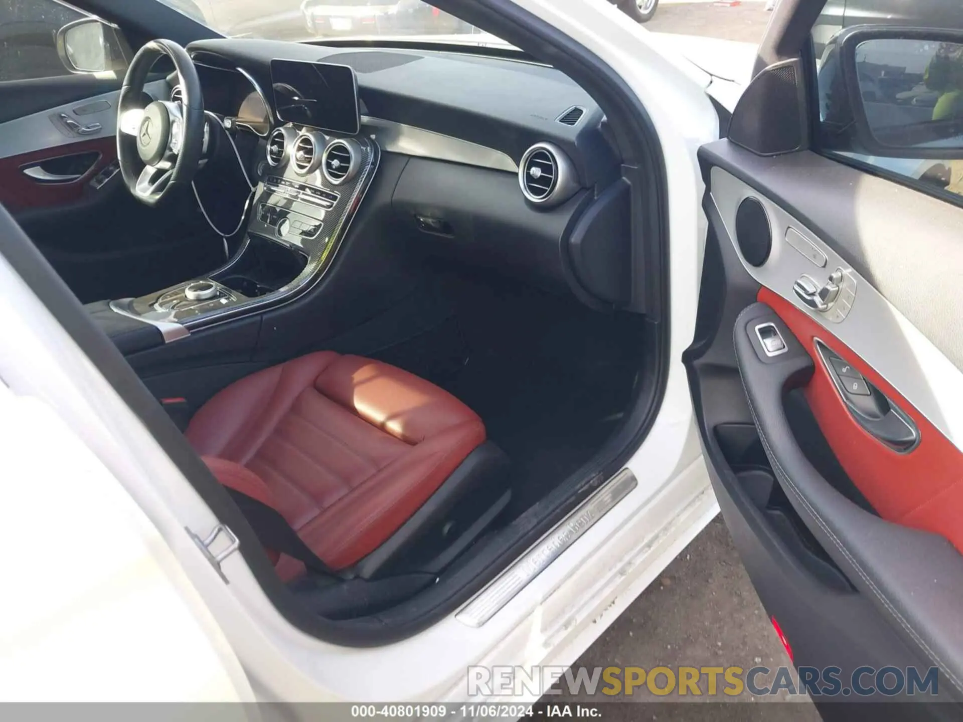 5 Фотография поврежденного автомобиля 55SWF8DBXKU317855 MERCEDES-BENZ C 300 2019