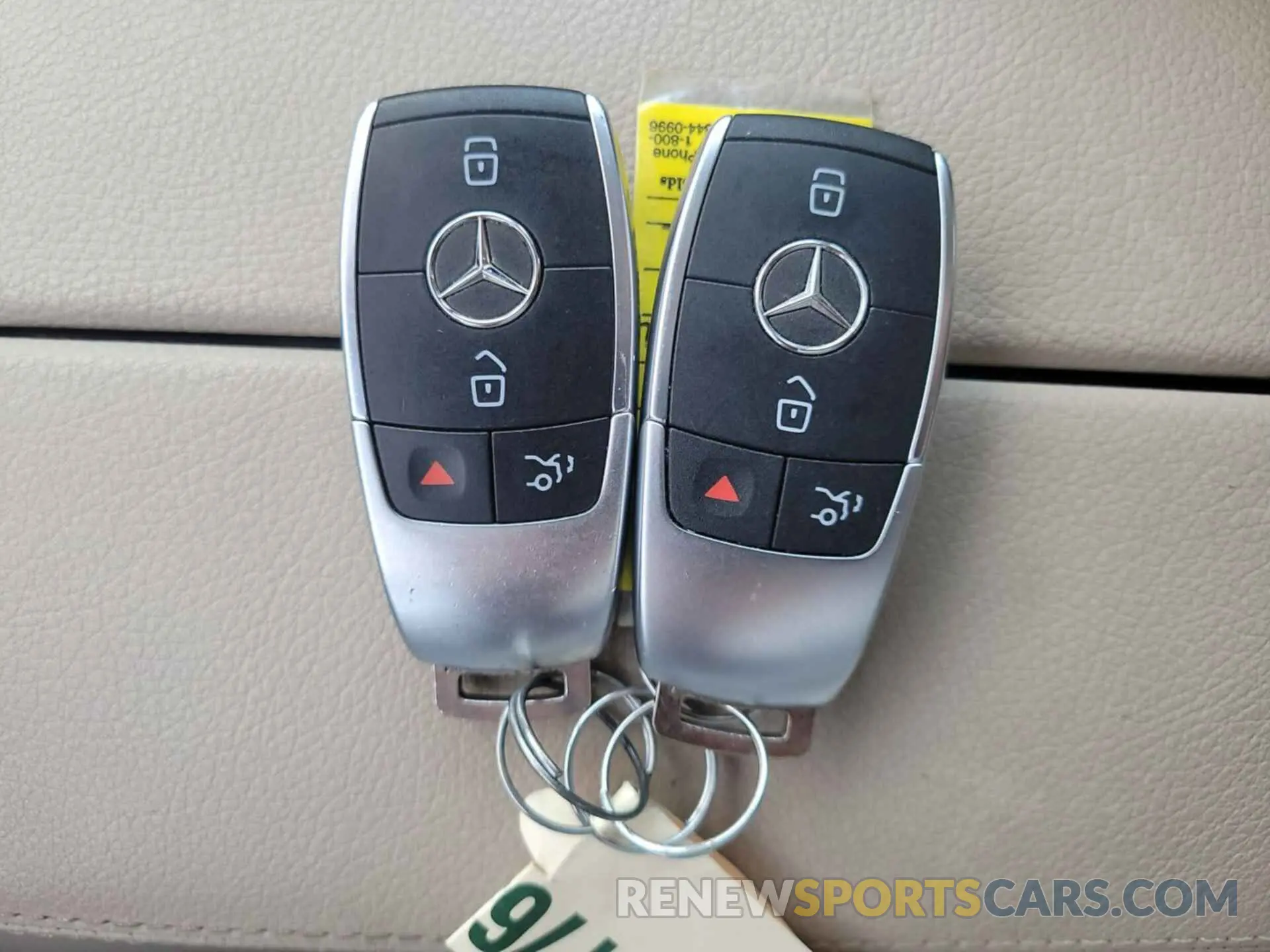 1 Фотография поврежденного автомобиля 55SWF8EB0KU311190 MERCEDES-BENZ C 300 2019
