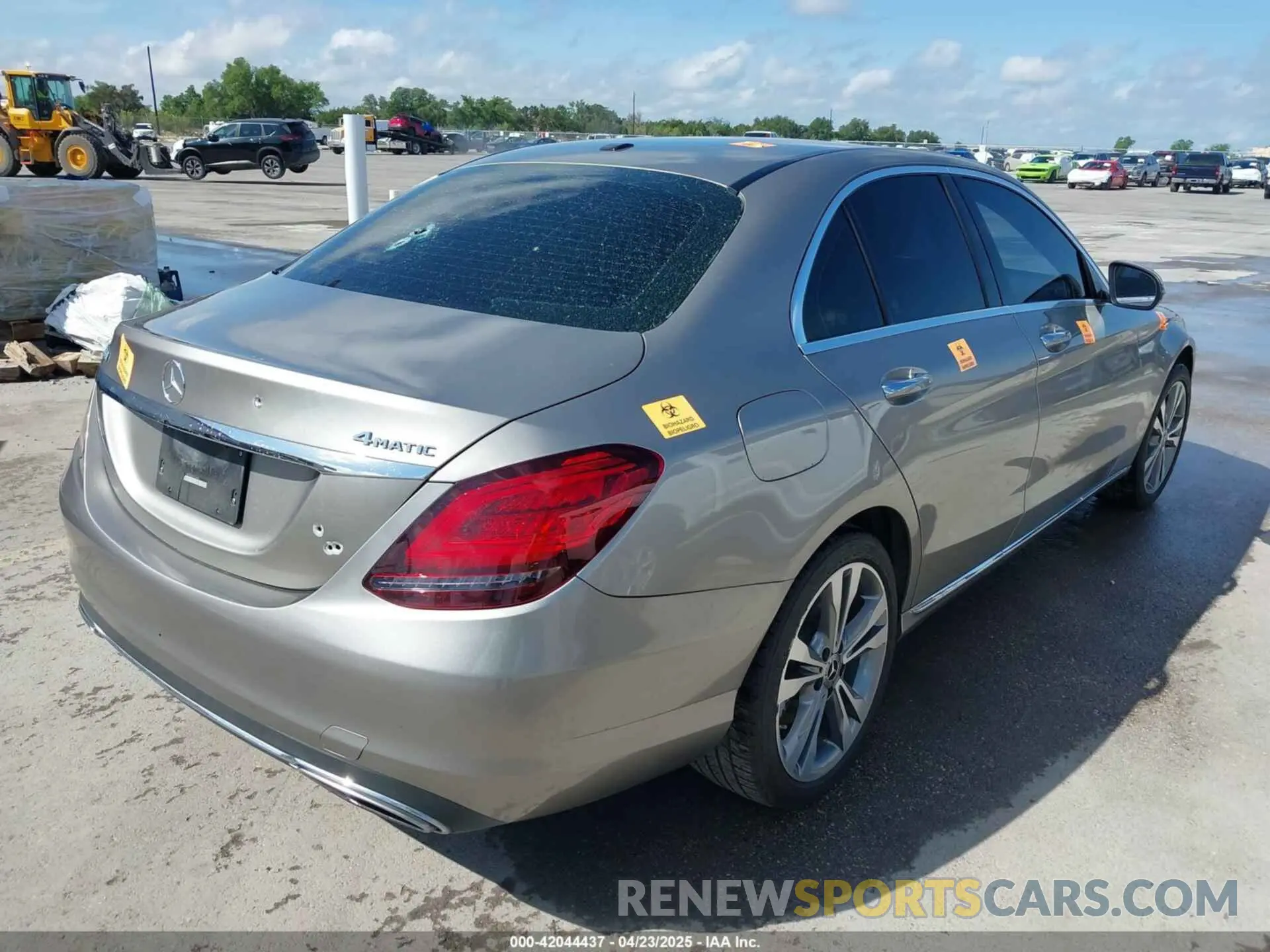 4 Photograph of a damaged car 55SWF8EB0KU314445 MERCEDES-BENZ C 300 2019