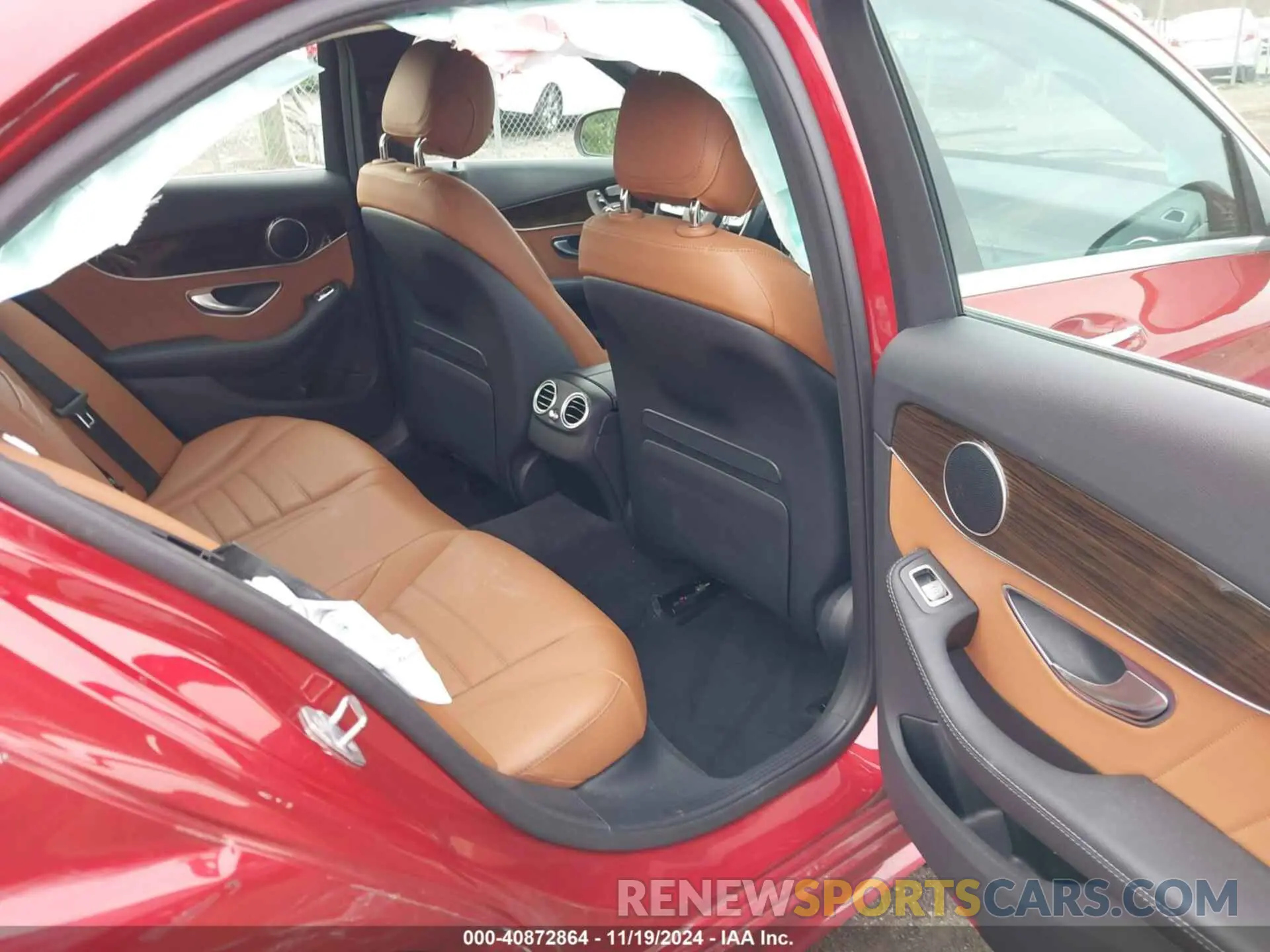 8 Photograph of a damaged car 55SWF8EB1KU292942 MERCEDES-BENZ C 300 2019