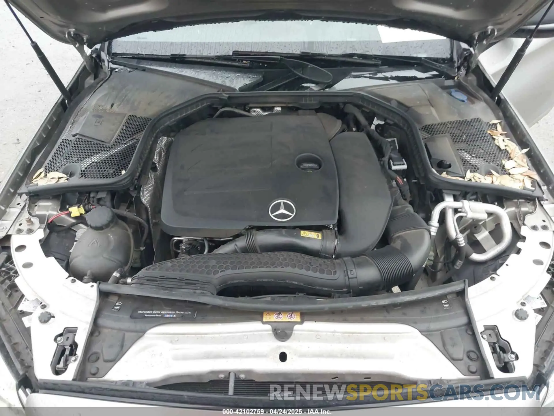 10 Photograph of a damaged car 55SWF8EB2KU283134 MERCEDES-BENZ C 300 2019