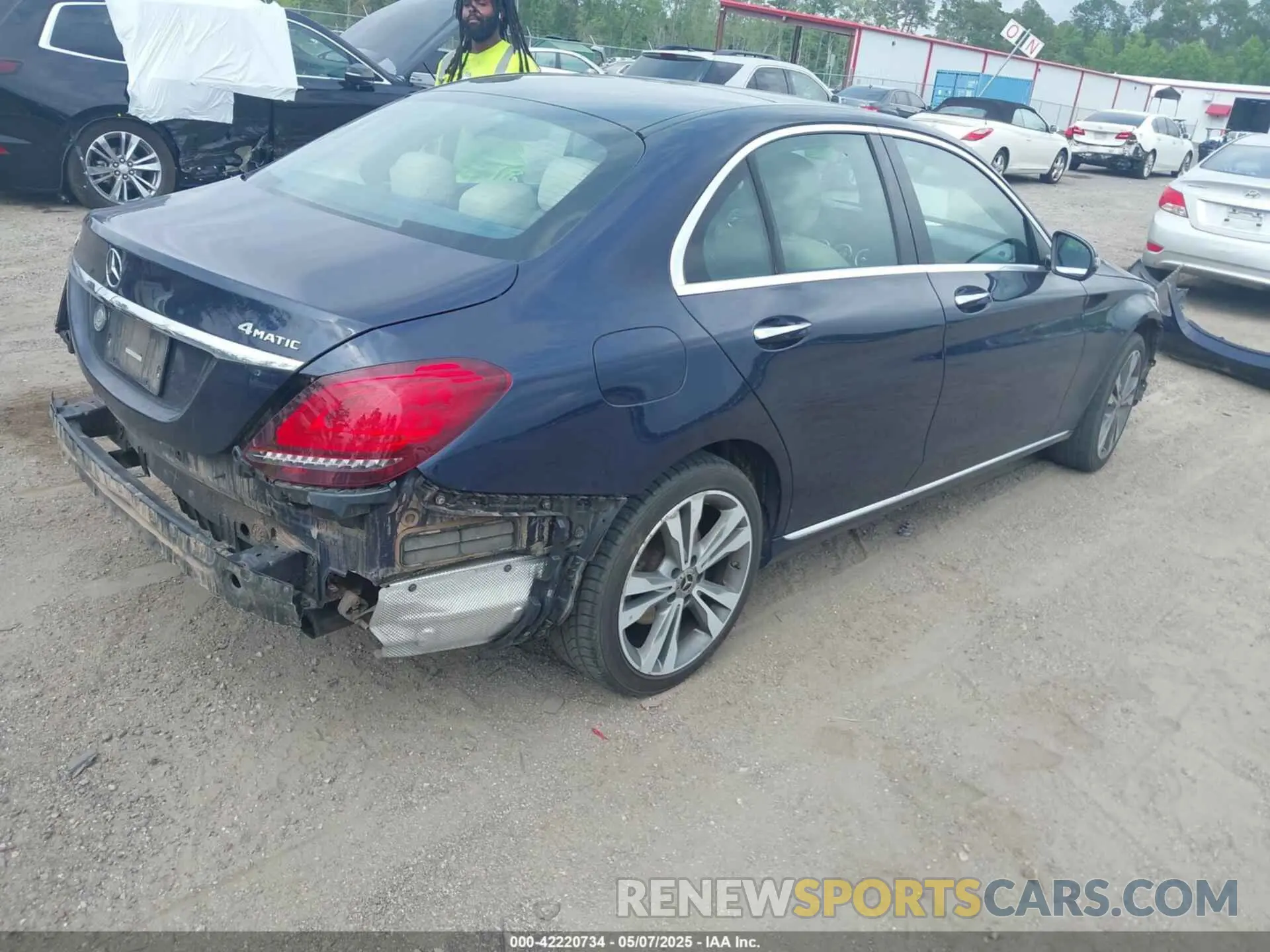 4 Фотография поврежденного автомобиля 55SWF8EB6KU305586 MERCEDES-BENZ C 300 2019