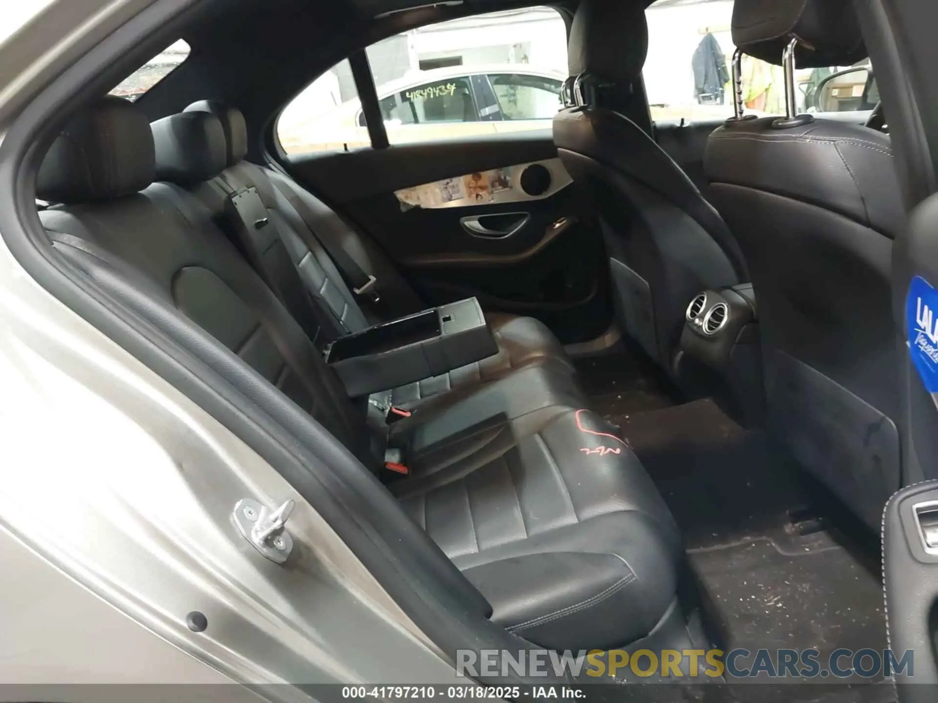 8 Фотография поврежденного автомобиля 55SWF8EB6KU321044 MERCEDES-BENZ C 300 2019
