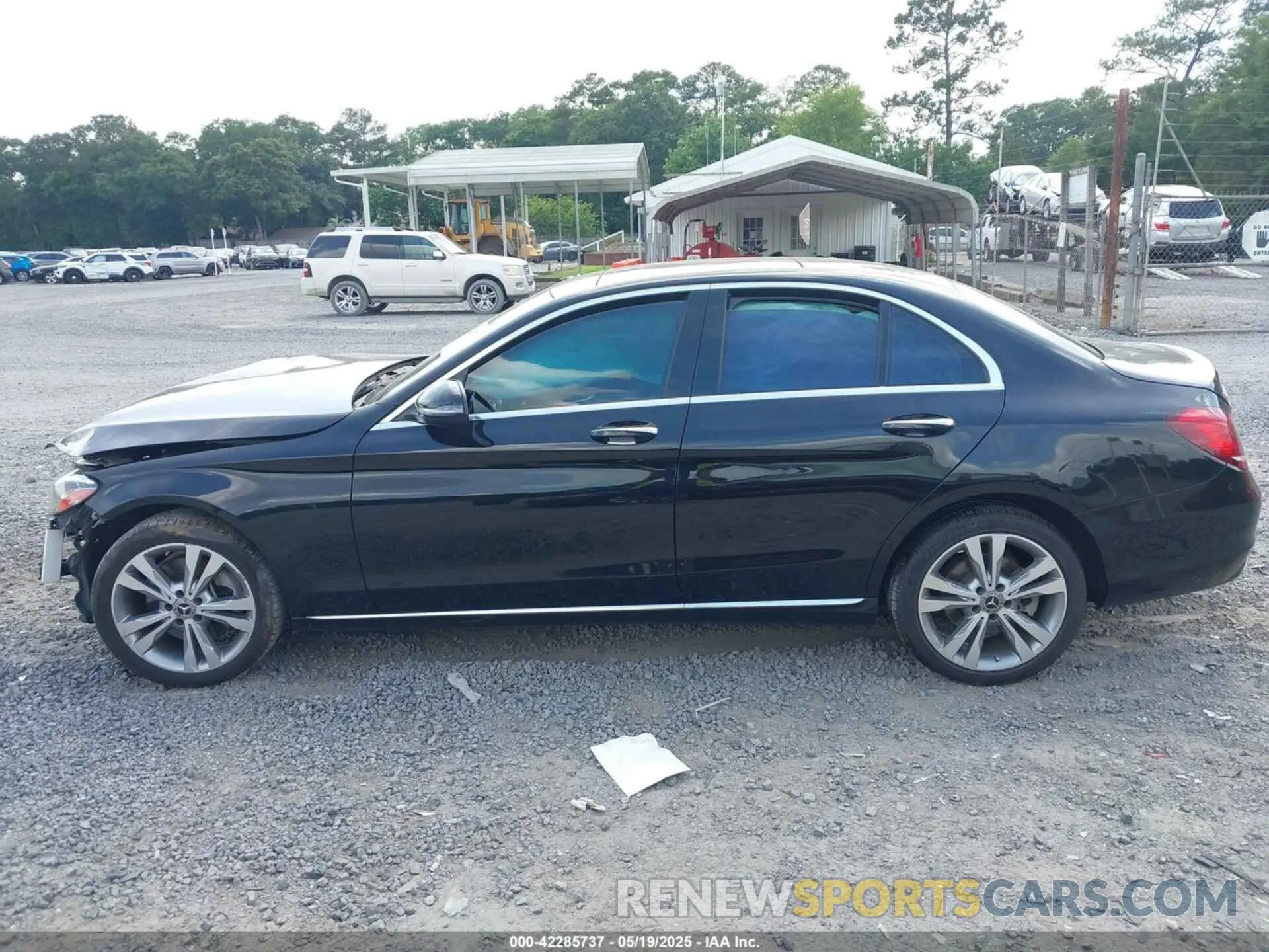 13 Photograph of a damaged car 55SWF8EB7KU301367 MERCEDES-BENZ C 300 2019