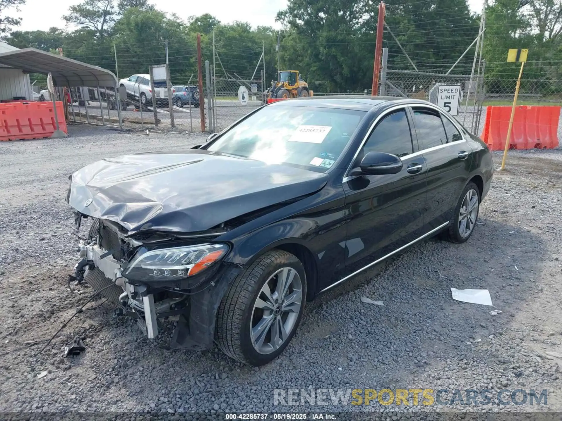 2 Photograph of a damaged car 55SWF8EB7KU301367 MERCEDES-BENZ C 300 2019