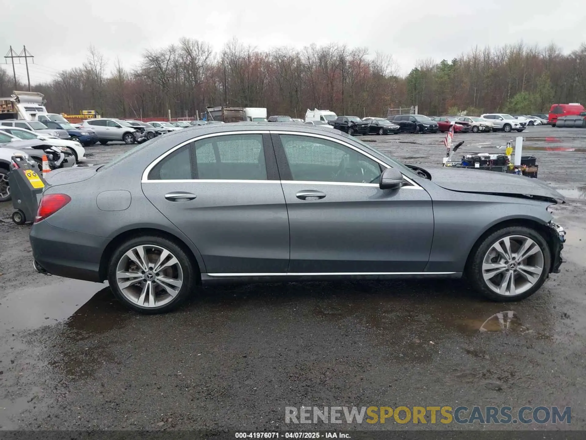 13 Фотография поврежденного автомобиля 55SWF8EBXKU291272 MERCEDES-BENZ C 300 2019