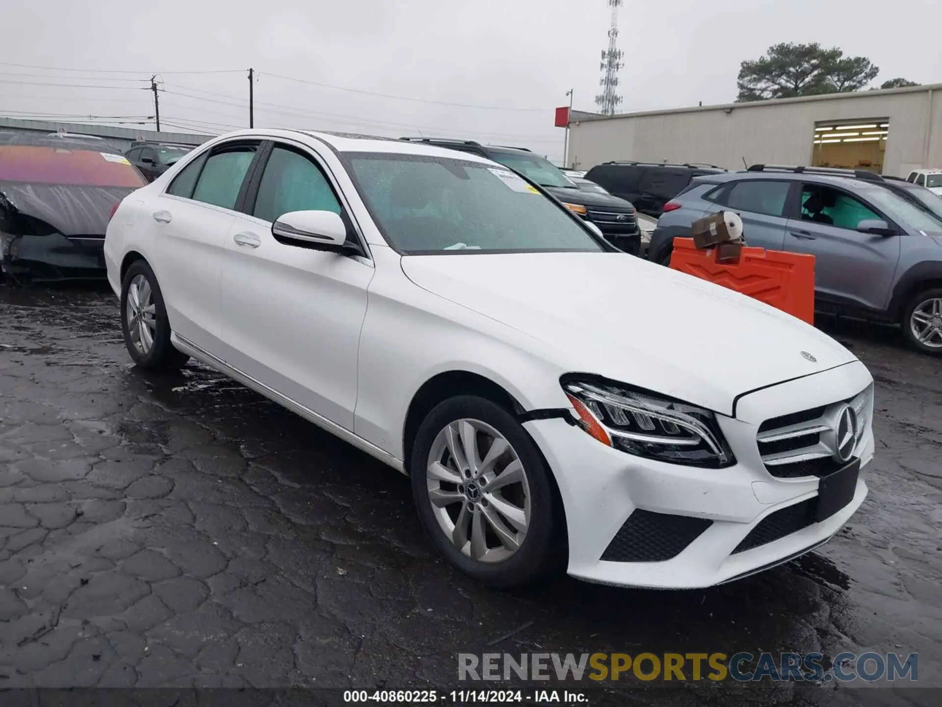 1 Photograph of a damaged car WDDWF8EB7KR484397 MERCEDES-BENZ C 300 2019
