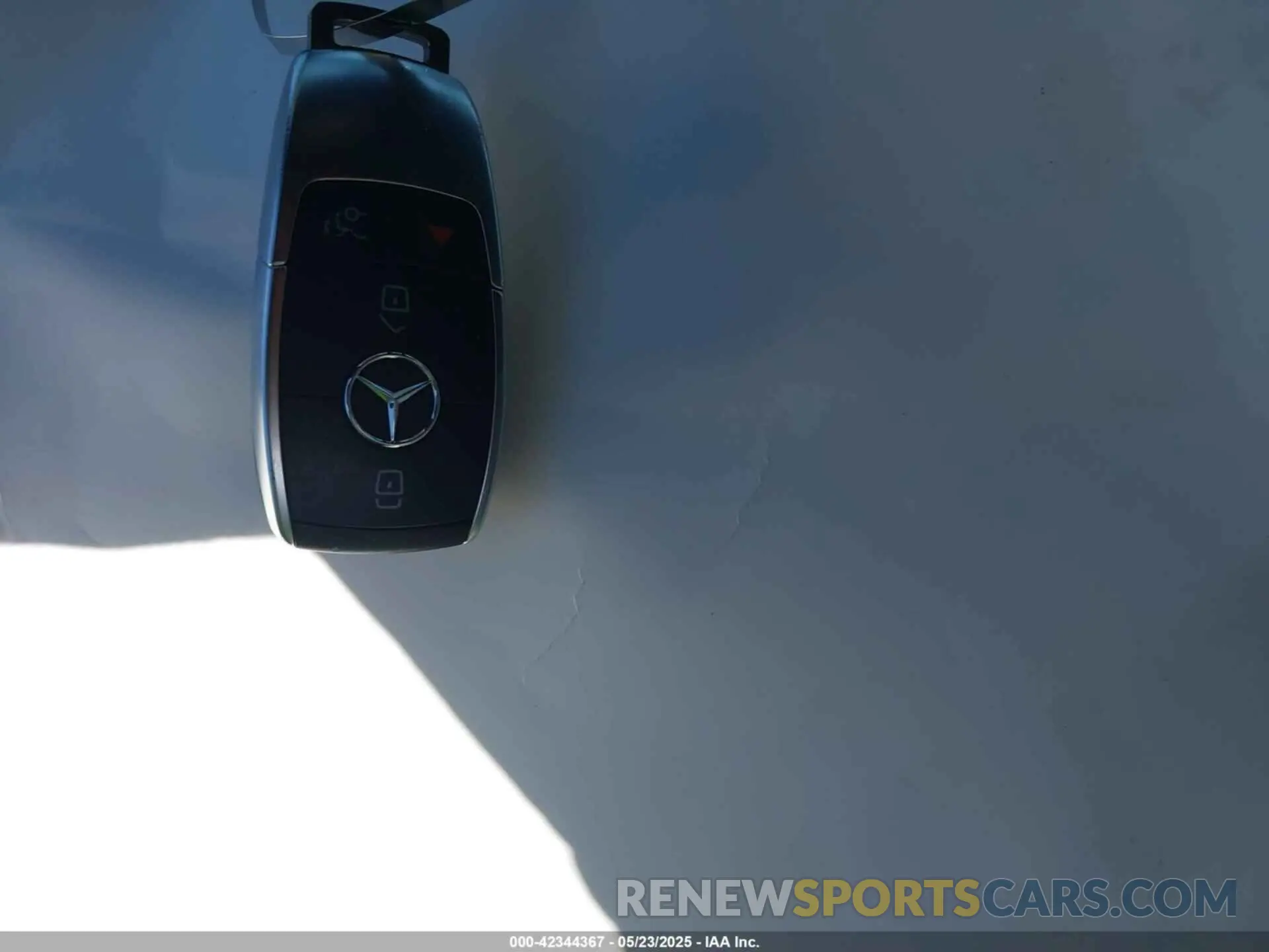 11 Photograph of a damaged car WDDWJ8DB9KF800304 MERCEDES-BENZ C 300 2019