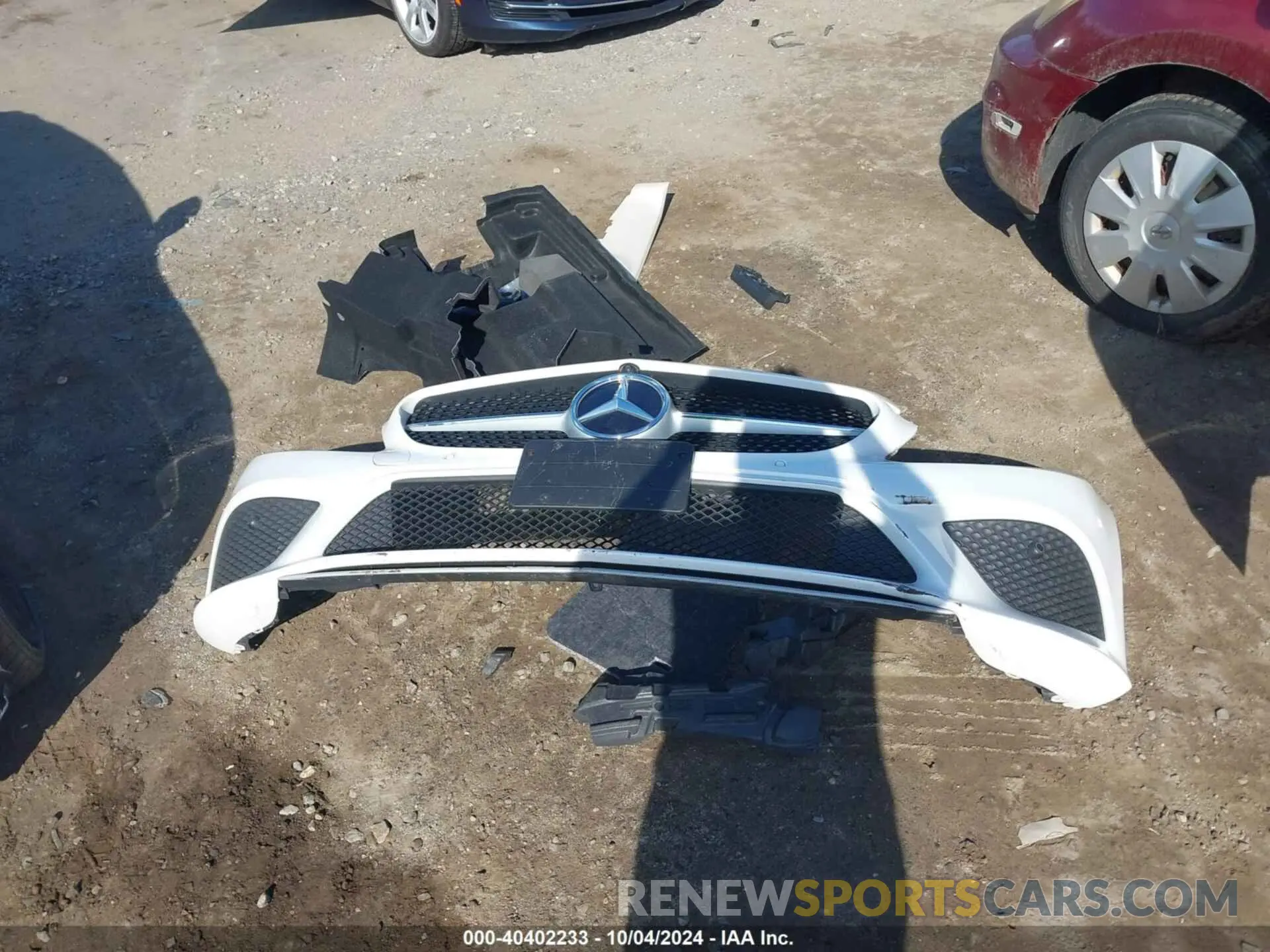 12 Photograph of a damaged car WDDWK8EB0KF791715 MERCEDES-BENZ C 300 2019
