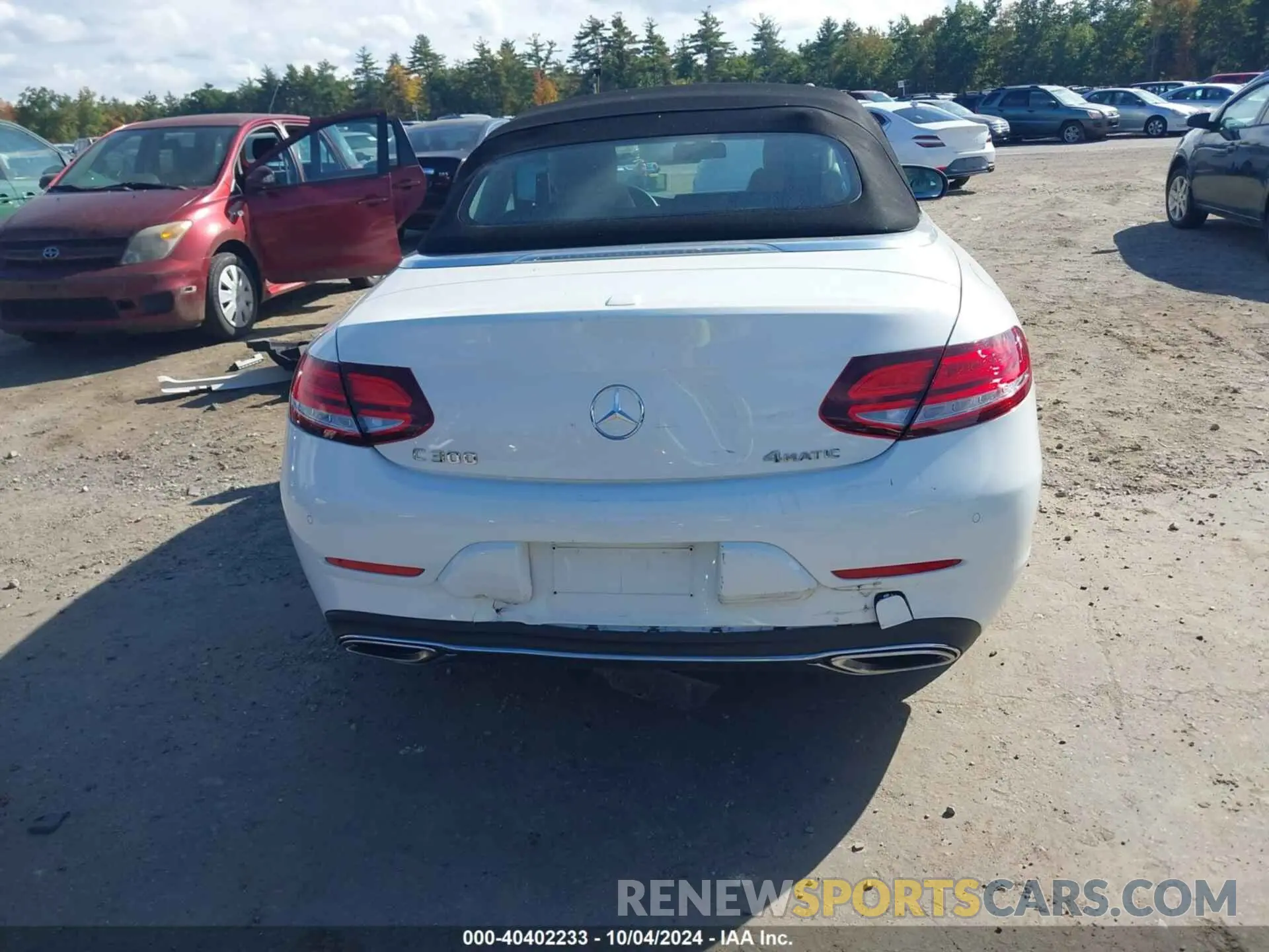 17 Photograph of a damaged car WDDWK8EB0KF791715 MERCEDES-BENZ C 300 2019