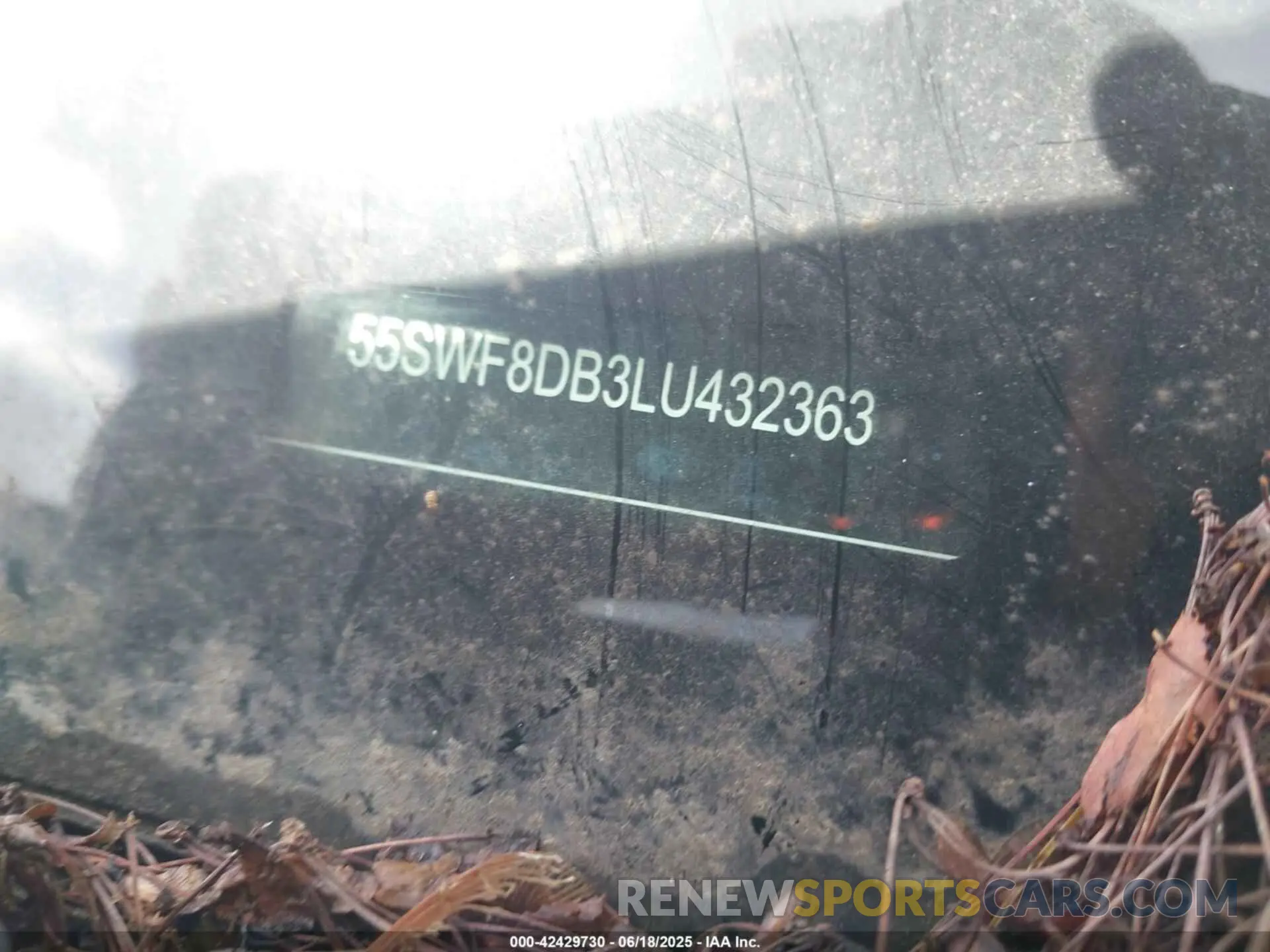9 Photograph of a damaged car 55SWF8DB3LU432363 MERCEDES-BENZ C 300 2020