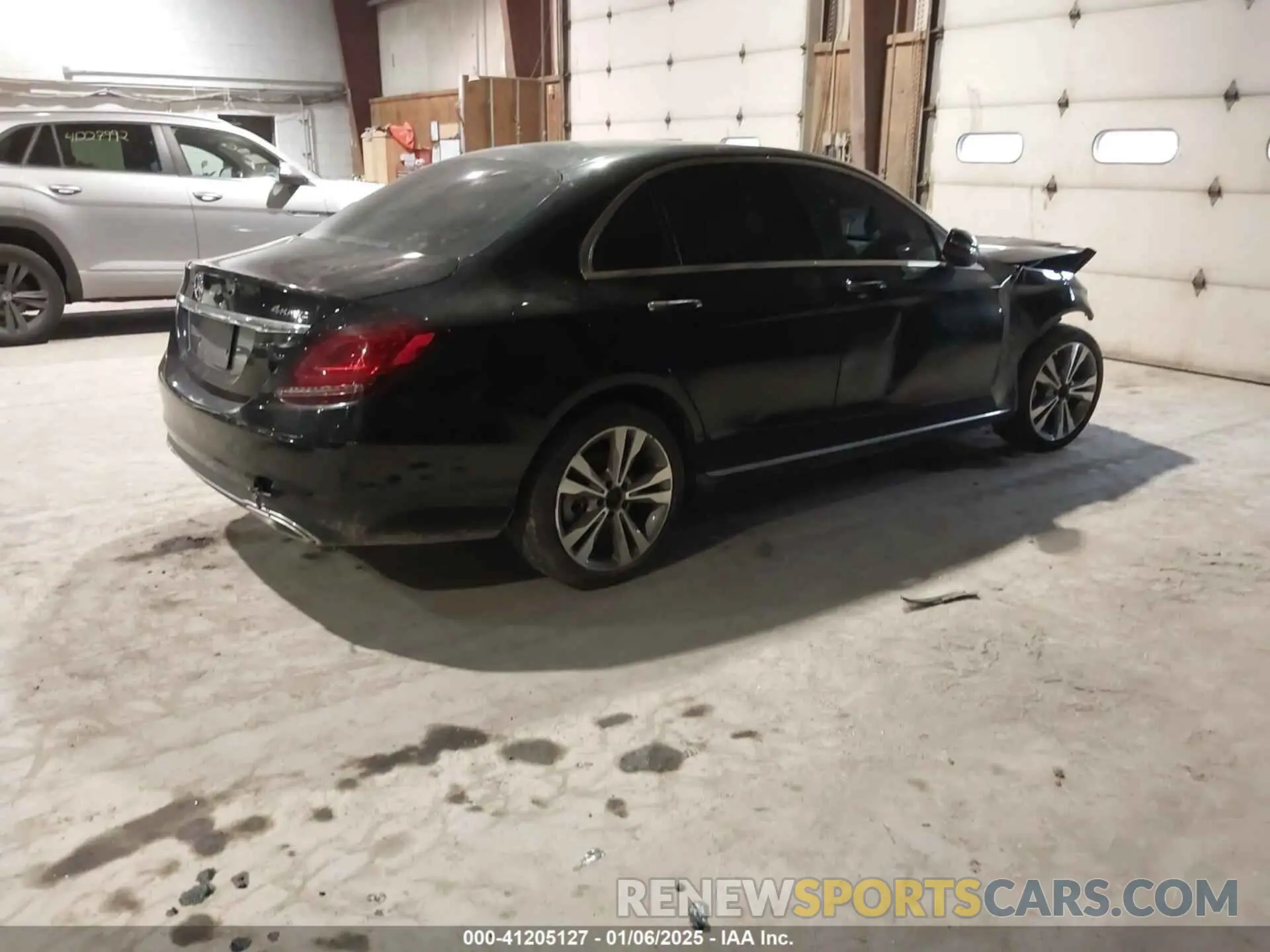 4 Фотография поврежденного автомобиля 55SWF8EB3LU327384 MERCEDES-BENZ C 300 2020