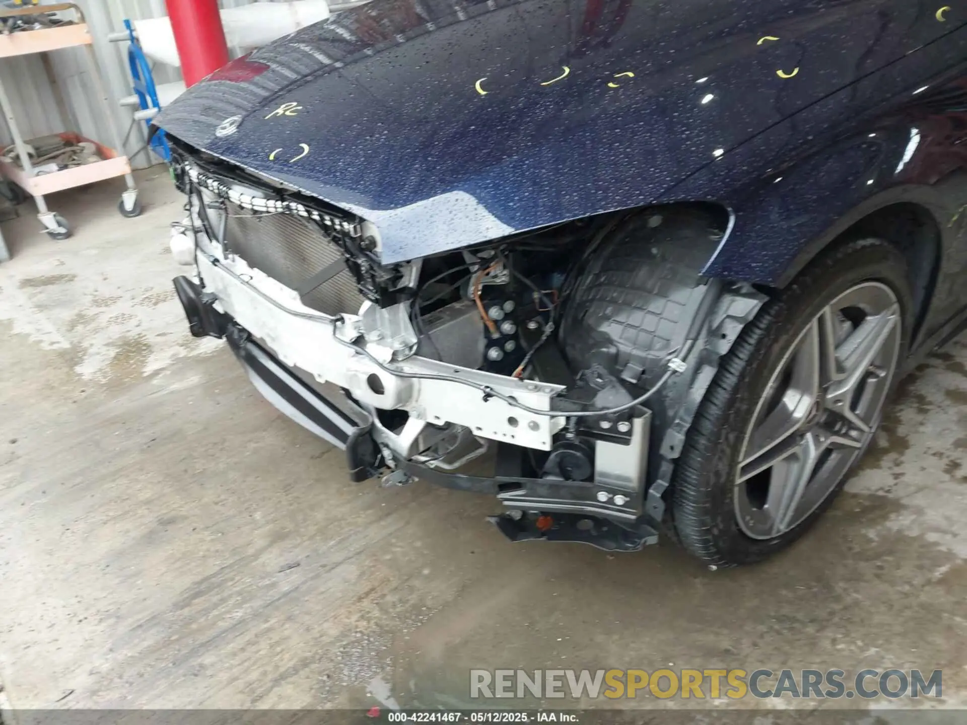 6 Photograph of a damaged car 55SWF8EB7LU323421 MERCEDES-BENZ C 300 2020