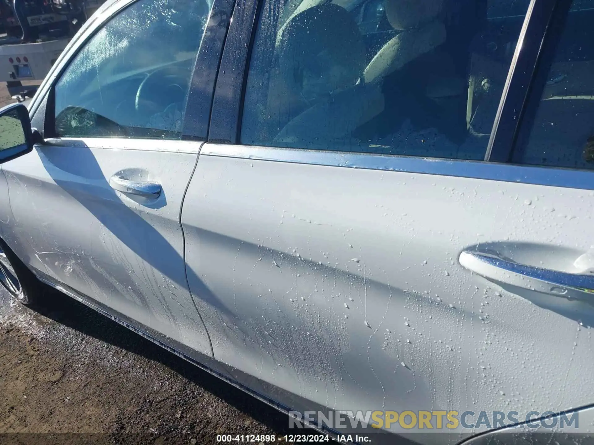 15 Photograph of a damaged car W1KWF8EB6LR595931 MERCEDES-BENZ C 300 2020
