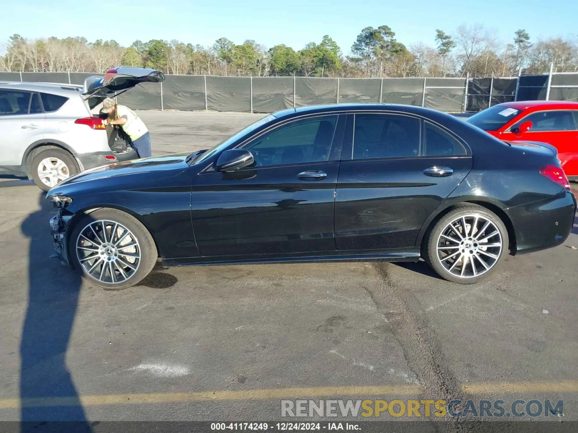 15 Photograph of a damaged car WDDWF8DB3LR526373 MERCEDES-BENZ C 300 2020