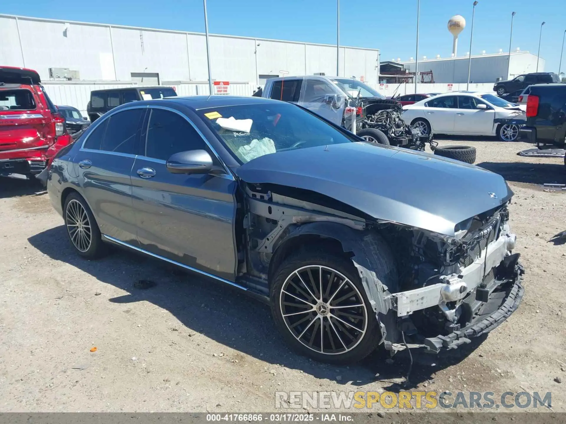 1 Photograph of a damaged car WDDWF8DB4LR528911 MERCEDES-BENZ C 300 2020