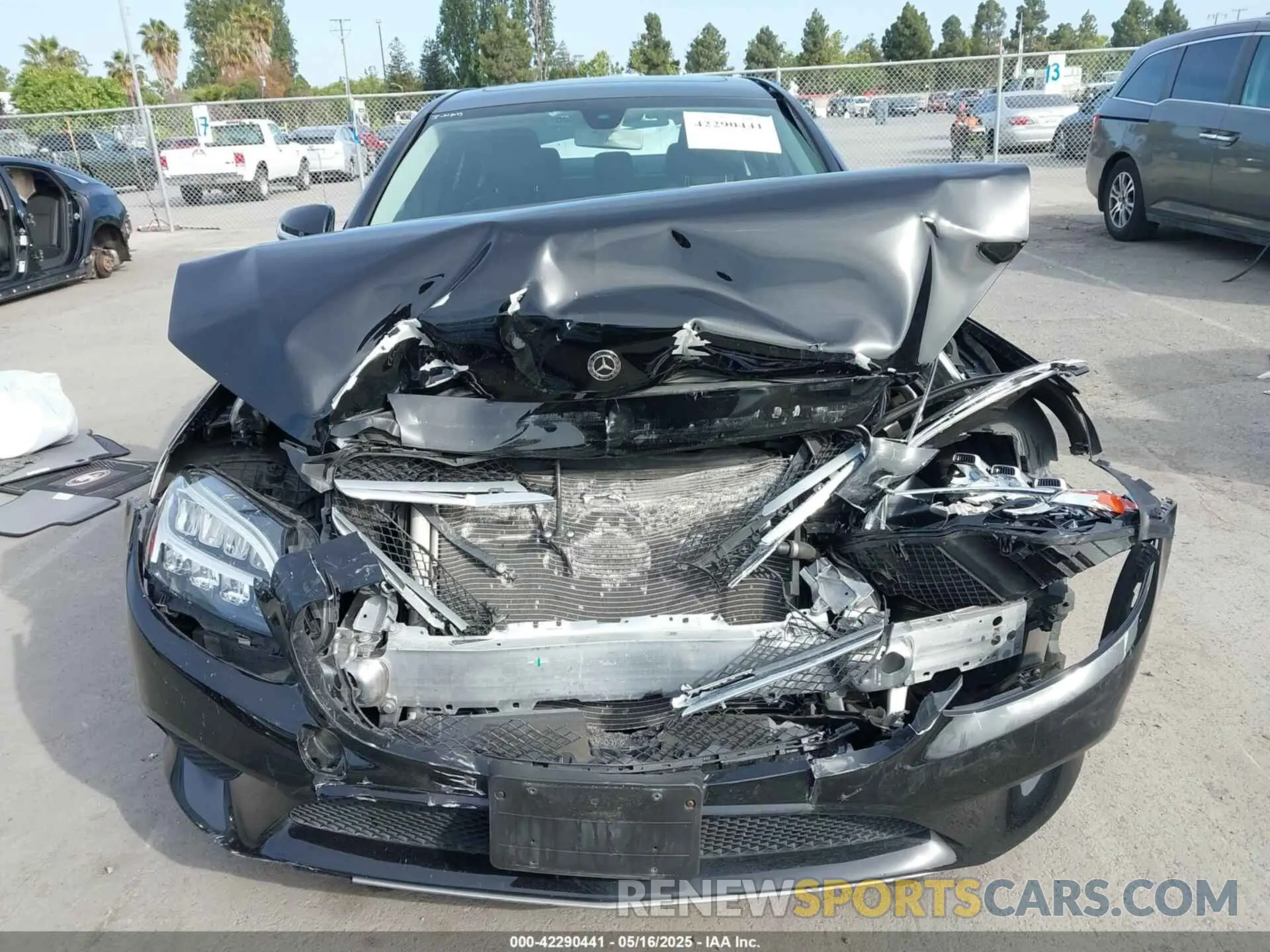 12 Photograph of a damaged car WDDWF8DB5LR539187 MERCEDES-BENZ C 300 2020