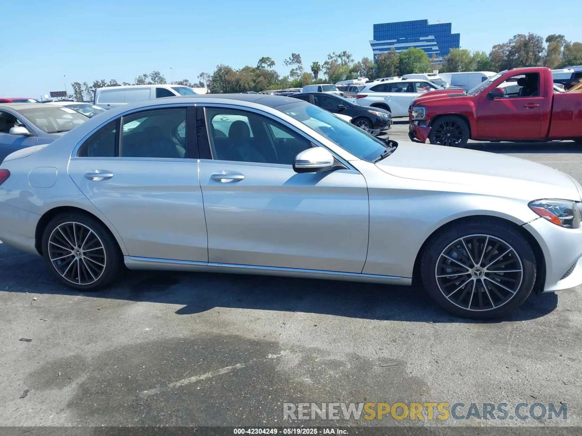 13 Photograph of a damaged car W1KWF8DB0MR634709 MERCEDES-BENZ C 300 2021