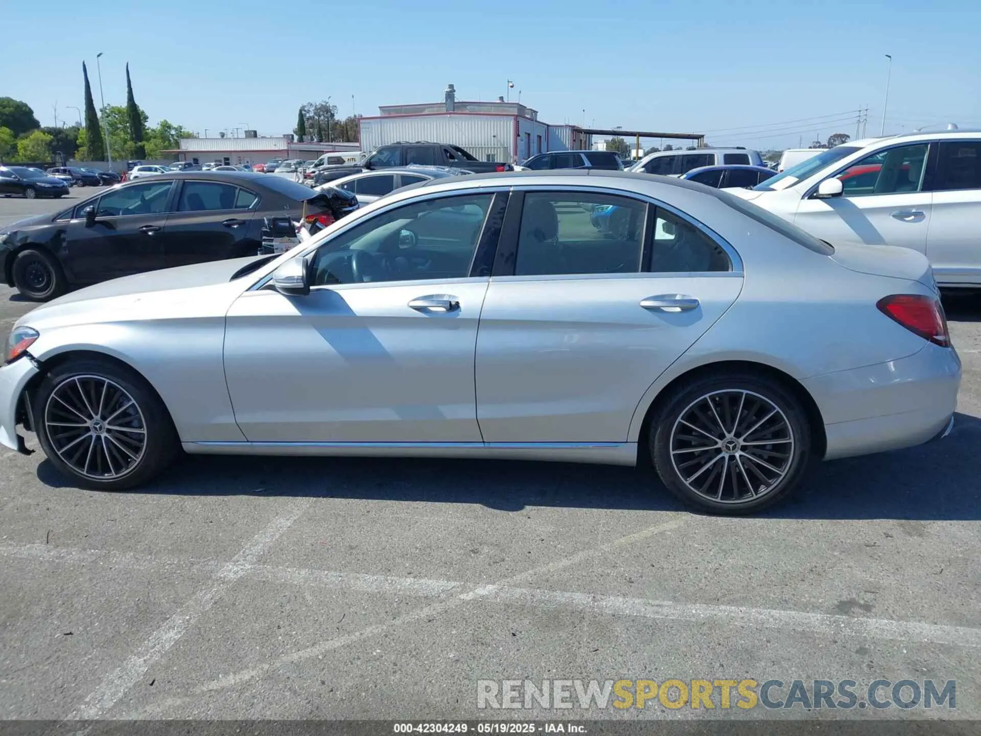 14 Photograph of a damaged car W1KWF8DB0MR634709 MERCEDES-BENZ C 300 2021