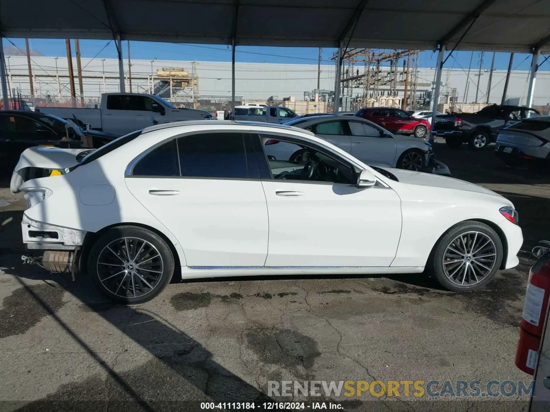 14 Photograph of a damaged car W1KWF8DB1MR645766 MERCEDES-BENZ C 300 2021