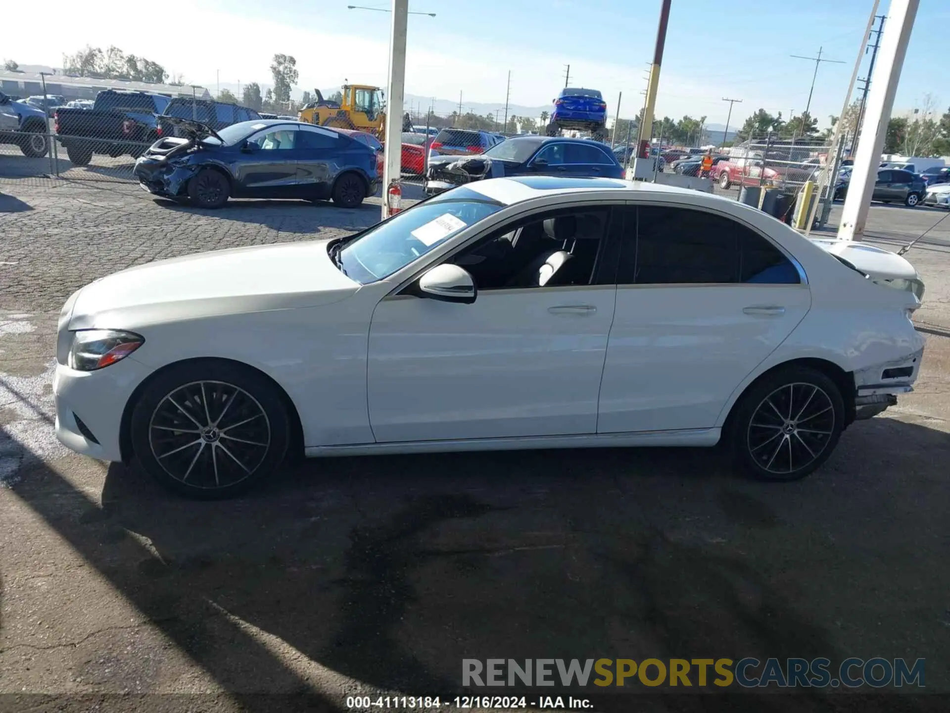 15 Photograph of a damaged car W1KWF8DB1MR645766 MERCEDES-BENZ C 300 2021