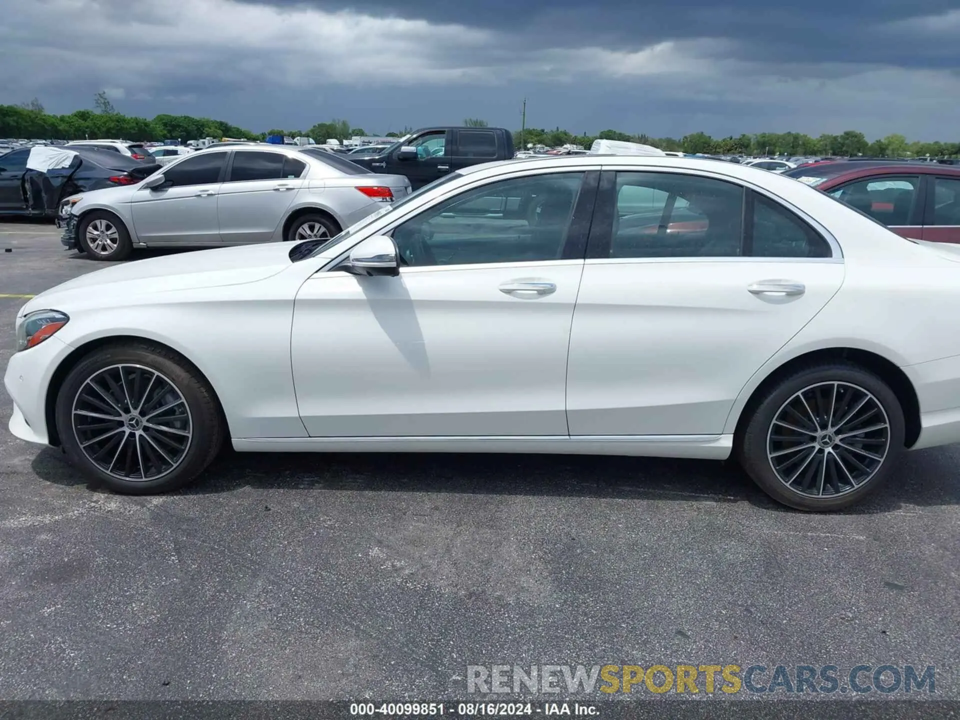 14 Photograph of a damaged car W1KWF8DB5MR625018 MERCEDES-BENZ C 300 2021