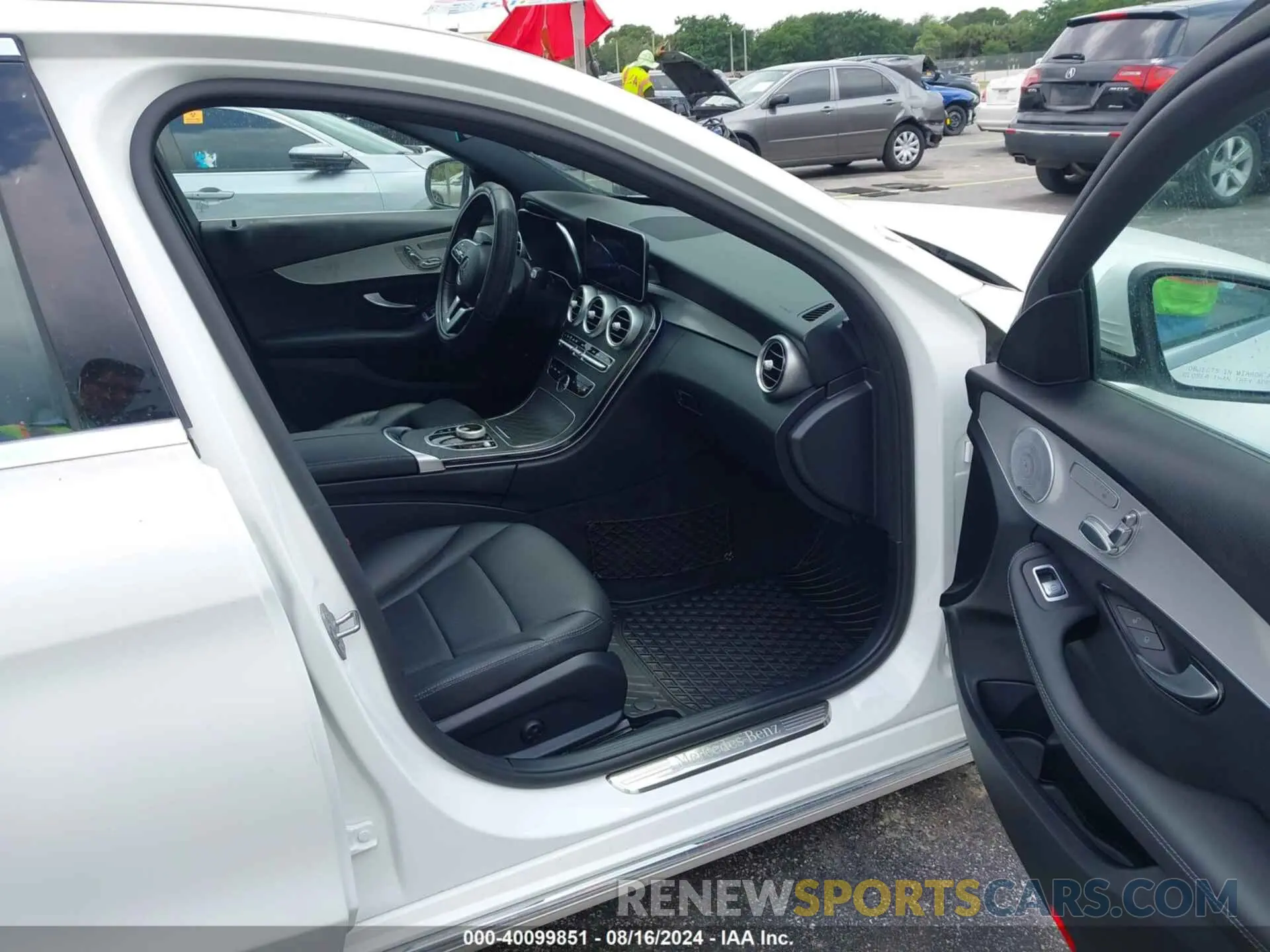 5 Photograph of a damaged car W1KWF8DB5MR625018 MERCEDES-BENZ C 300 2021