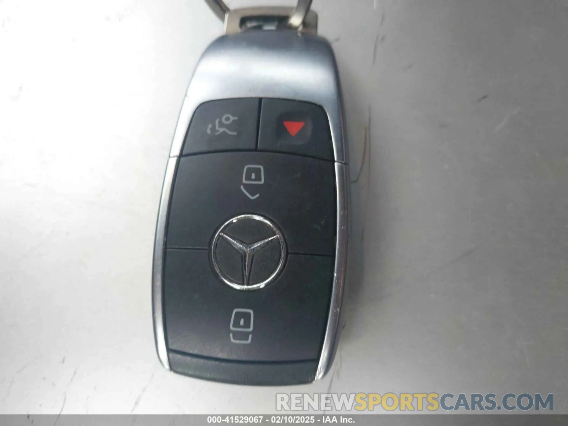 11 Photograph of a damaged car W1KWF8DB8MR651550 MERCEDES-BENZ C 300 2021