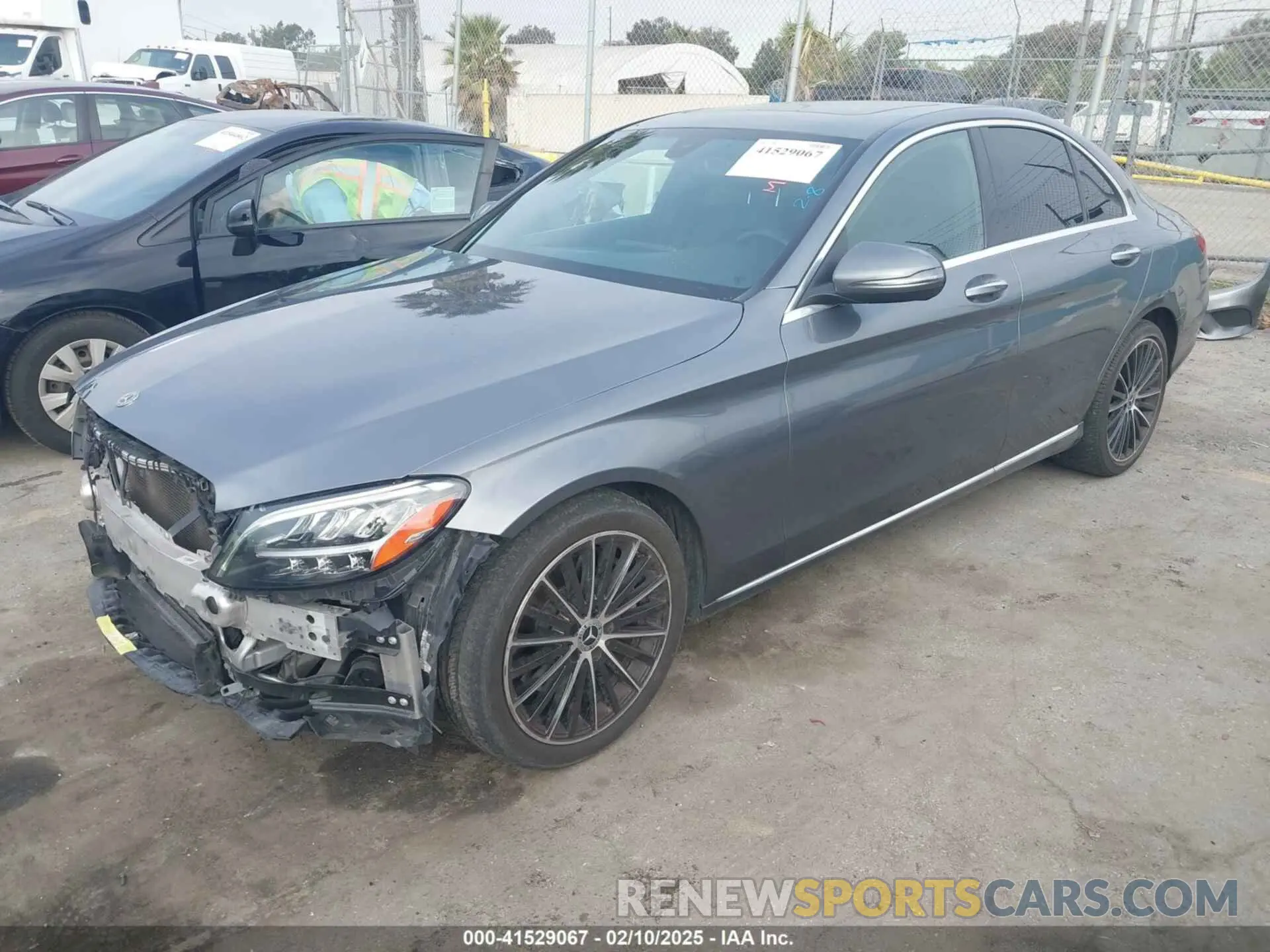 2 Photograph of a damaged car W1KWF8DB8MR651550 MERCEDES-BENZ C 300 2021