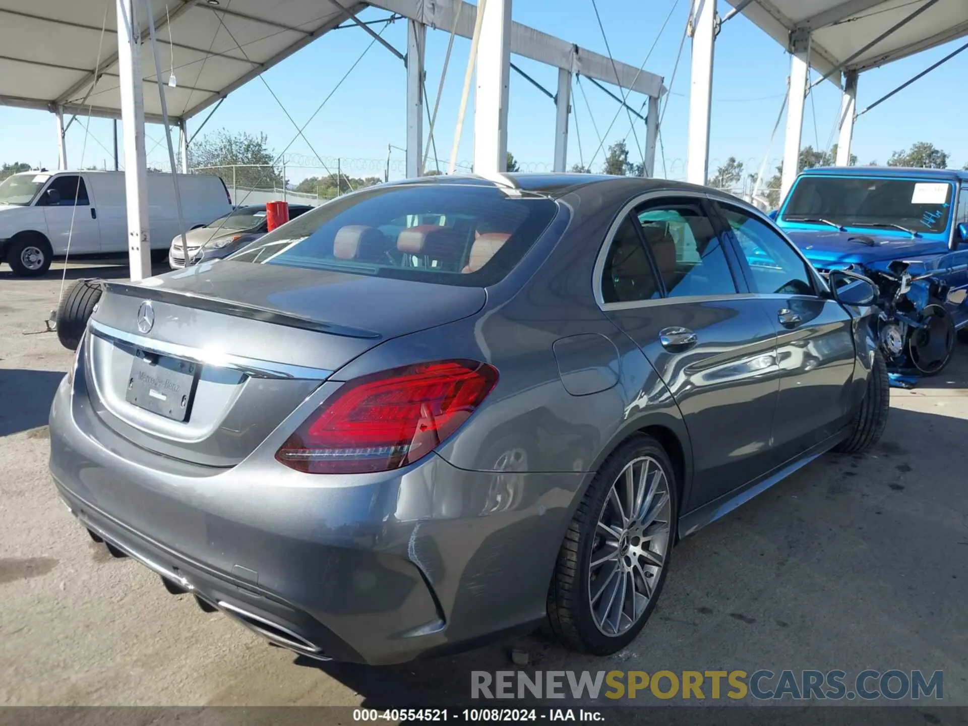 4 Фотография поврежденного автомобиля W1KWF8DB9MR616208 MERCEDES-BENZ C 300 2021