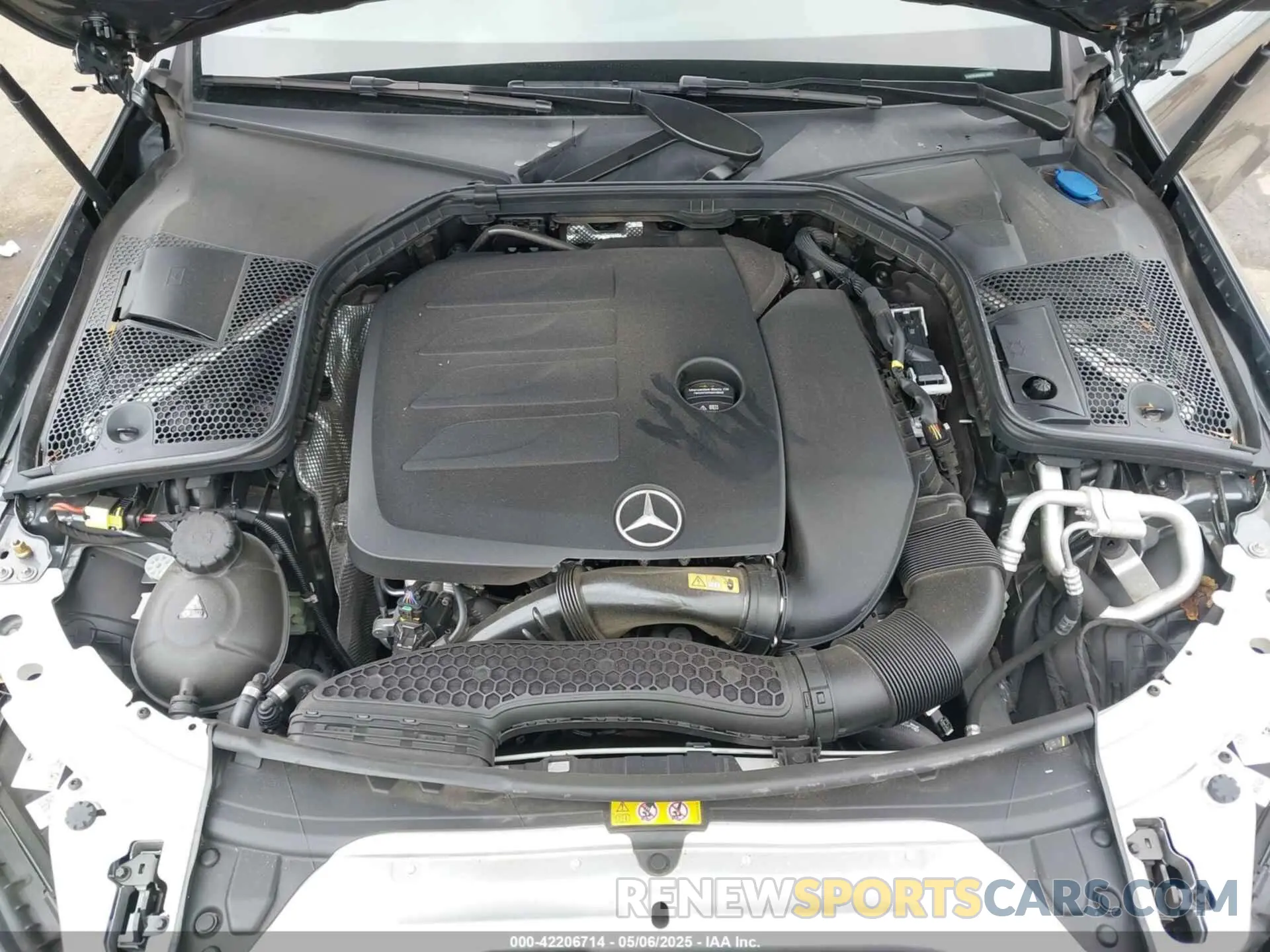 10 Фотография поврежденного автомобиля W1KWF8DBXMR614581 MERCEDES-BENZ C 300 2021