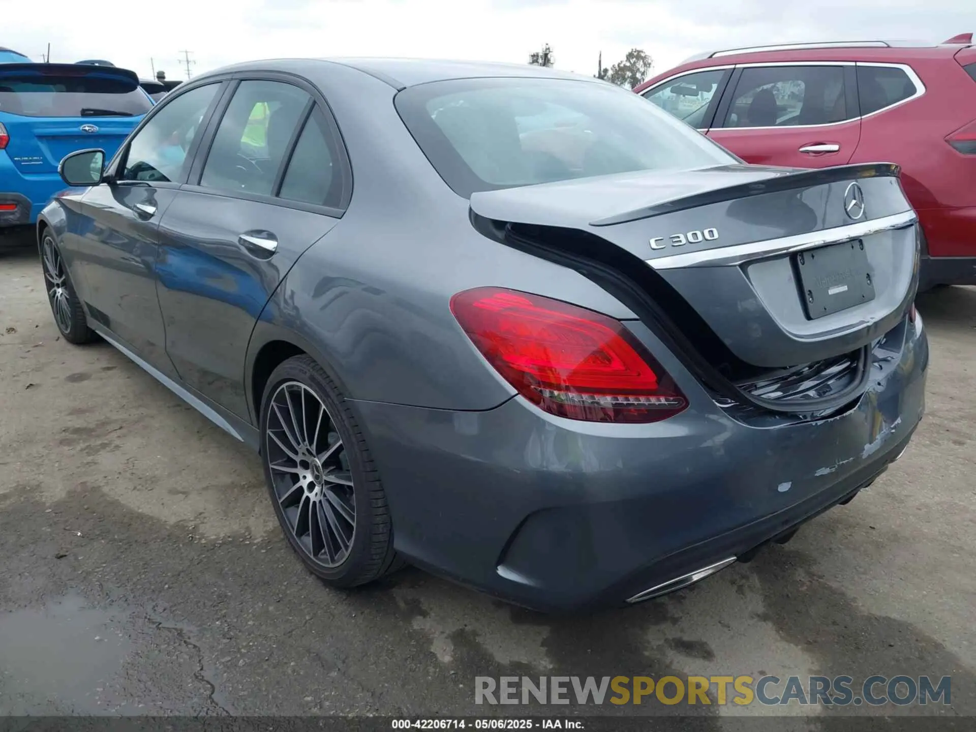3 Фотография поврежденного автомобиля W1KWF8DBXMR614581 MERCEDES-BENZ C 300 2021