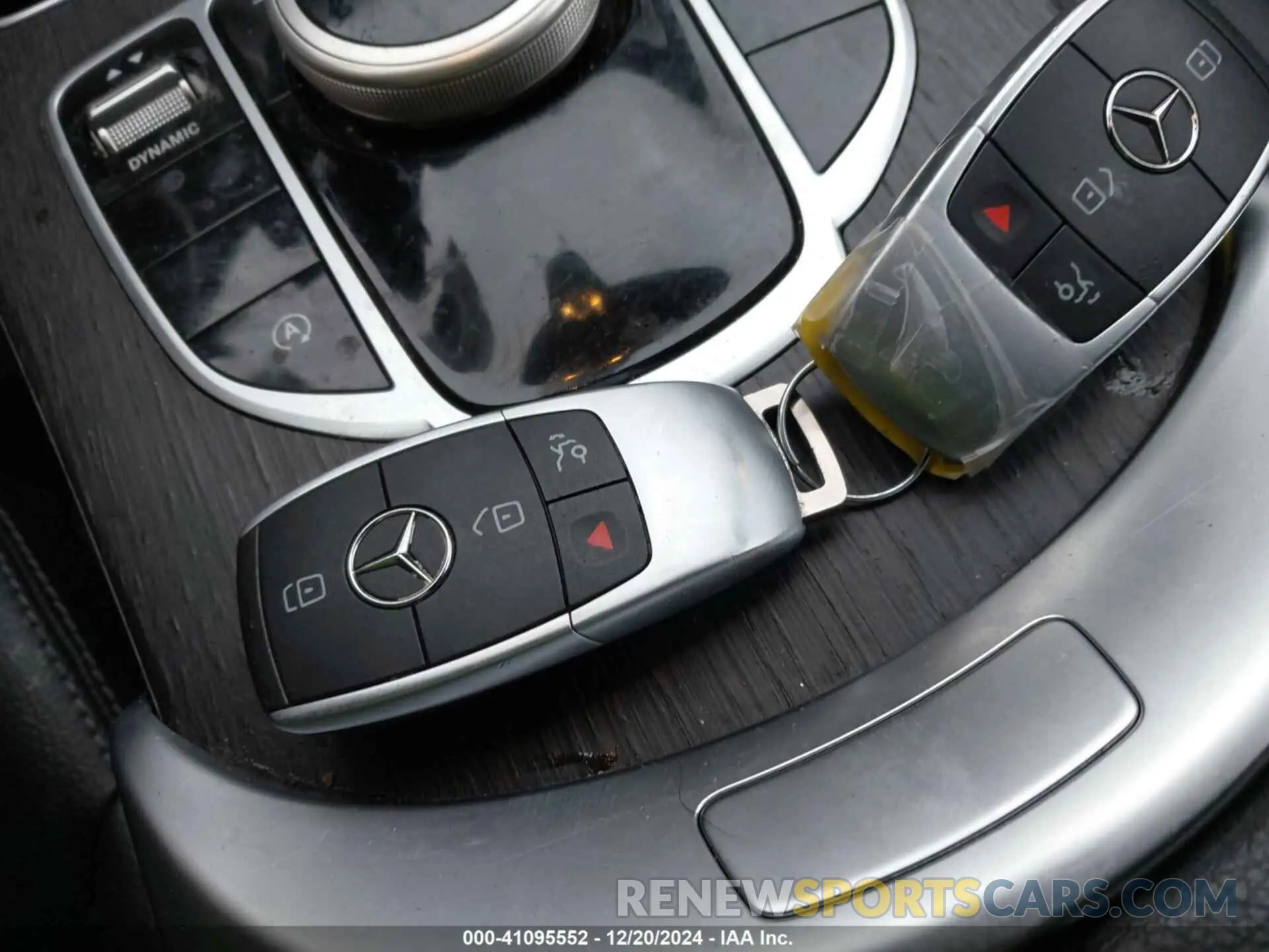 11 Photograph of a damaged car W1KWF8EB1MR633891 MERCEDES-BENZ C 300 2021