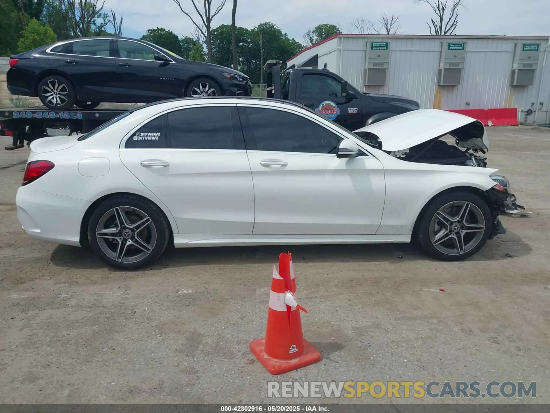 13 Фотография поврежденного автомобиля W1KWF8EB4MR639409 MERCEDES-BENZ C 300 2021