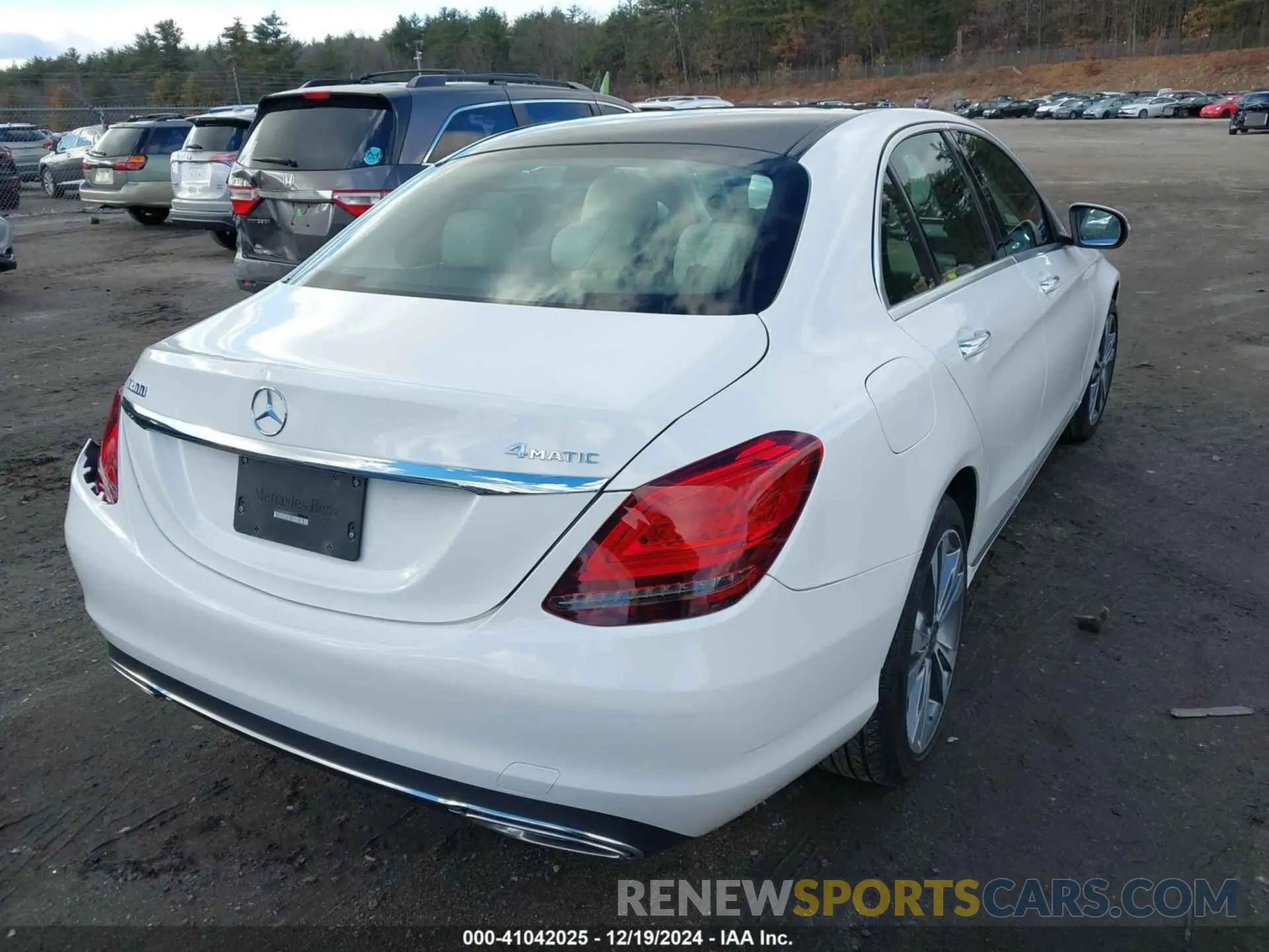 4 Фотография поврежденного автомобиля W1KWF8EB5MR605575 MERCEDES-BENZ C 300 2021