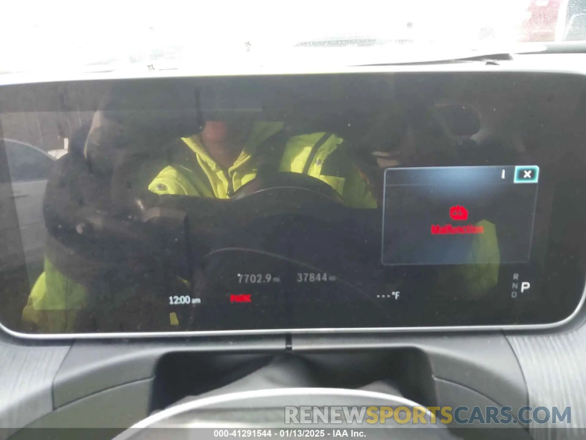 7 Photograph of a damaged car W1KAF4GB7NR013466 MERCEDES-BENZ C 300 2022