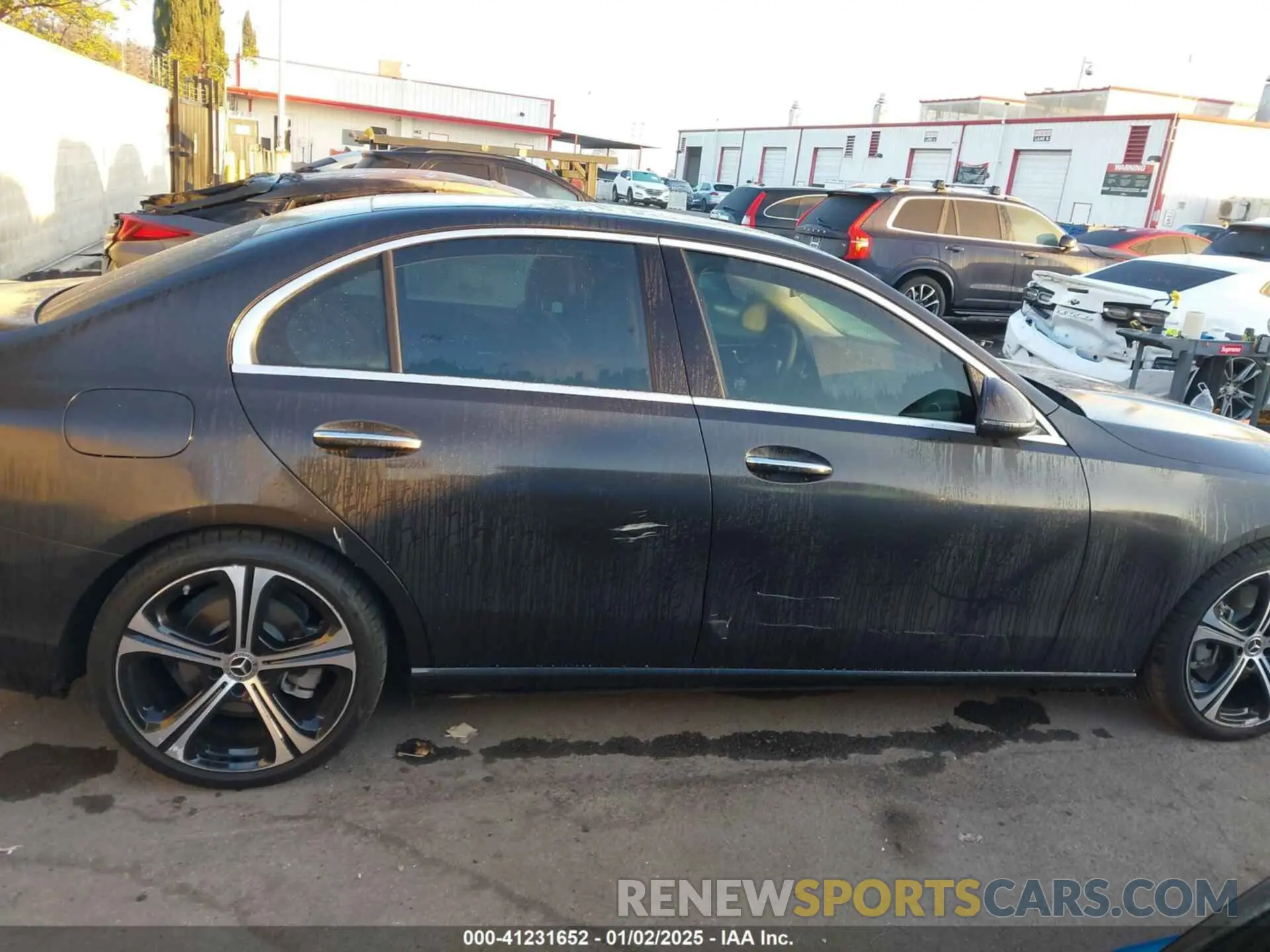 14 Photograph of a damaged car W1KAF4GB7NR062053 MERCEDES-BENZ C 300 2022