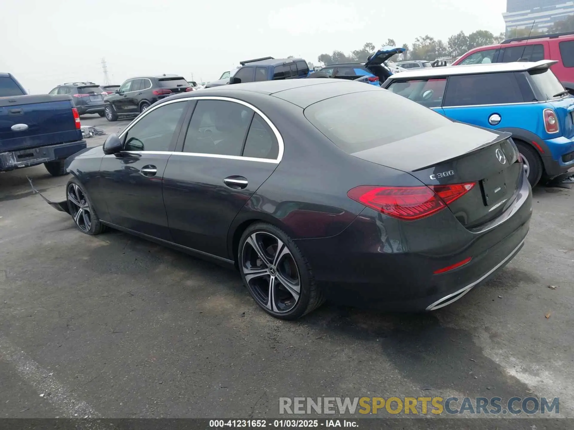 3 Photograph of a damaged car W1KAF4GB7NR062053 MERCEDES-BENZ C 300 2022