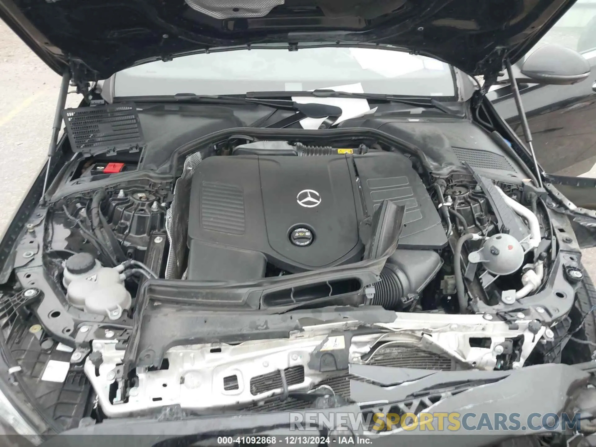 10 Photograph of a damaged car W1KAF4HB0NR036988 MERCEDES-BENZ C 300 2022