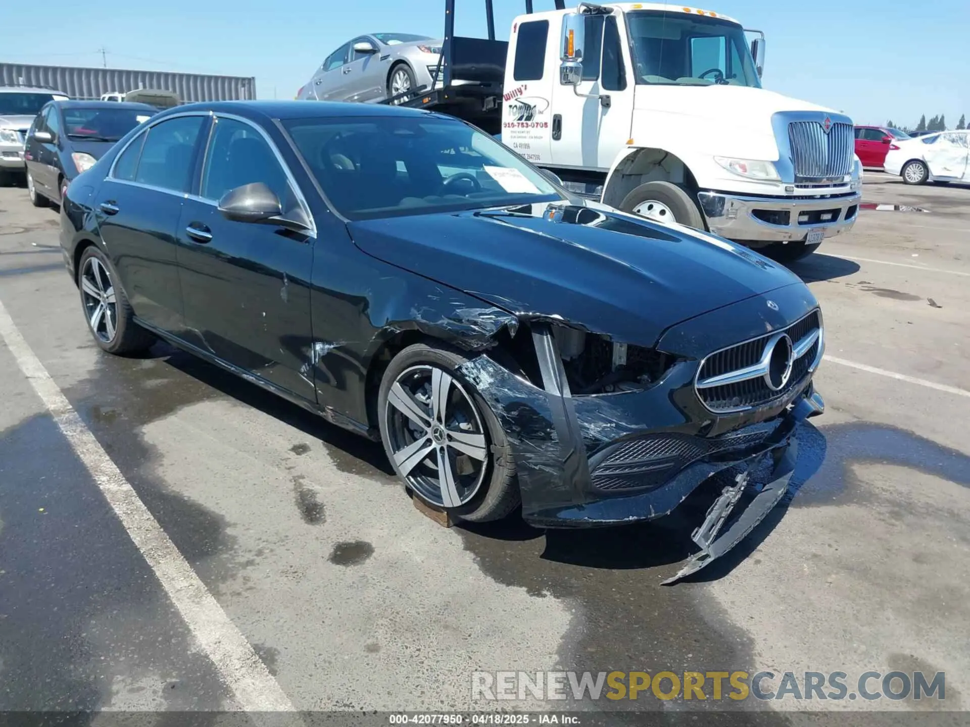 1 Photograph of a damaged car W1KAF4HB4NR011074 MERCEDES-BENZ C 300 2022