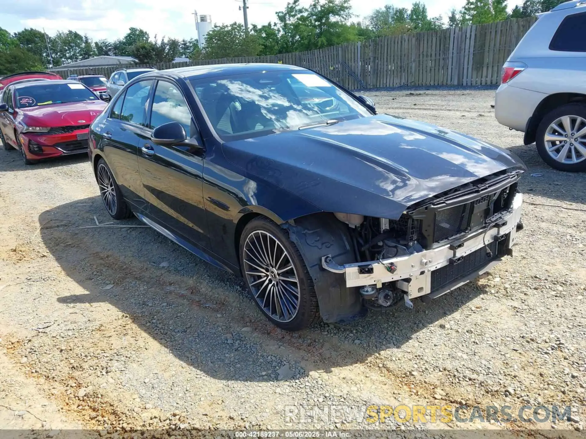 1 Photograph of a damaged car W1KAF4HBXNR066080 MERCEDES-BENZ C 300 2022