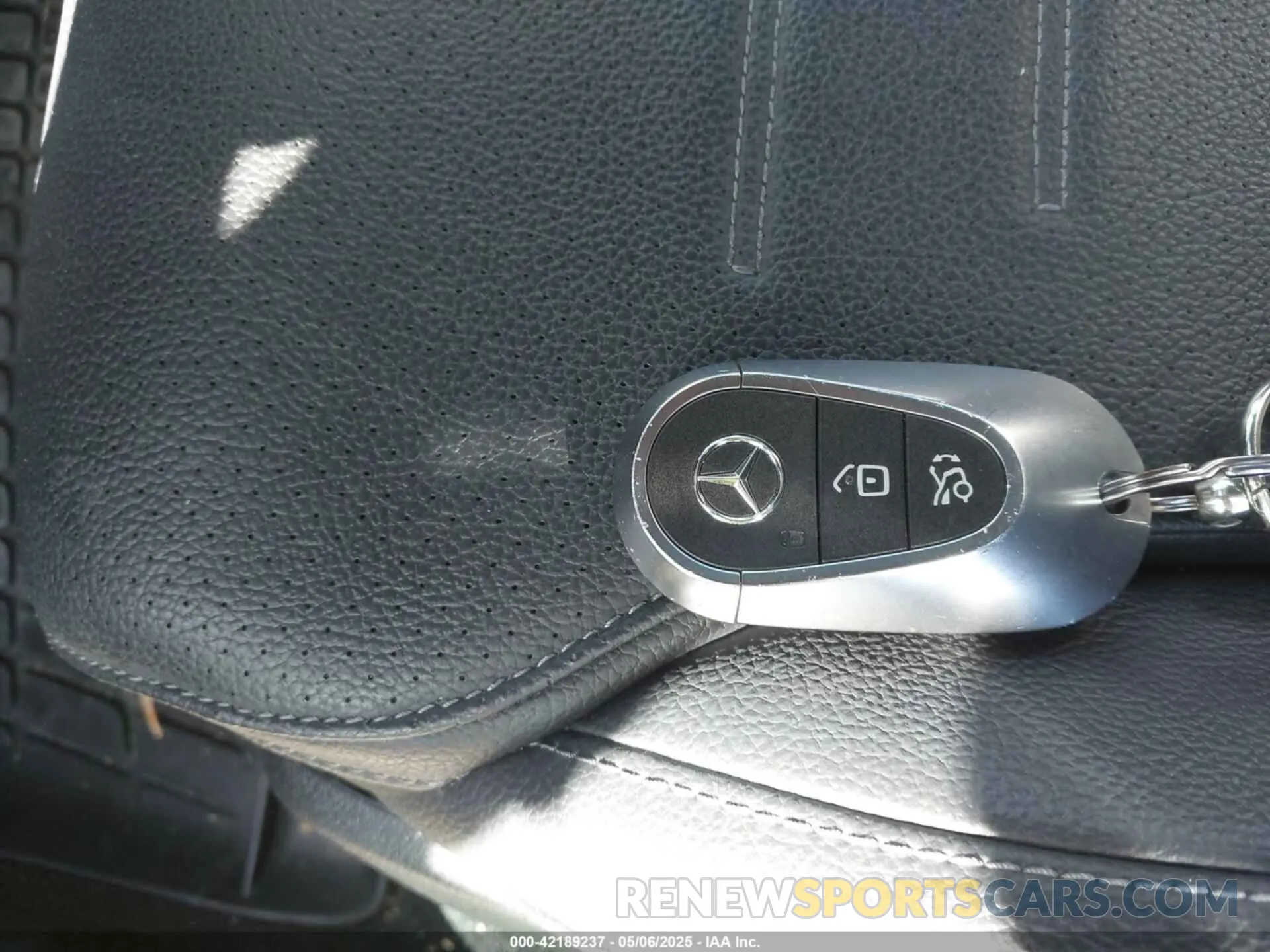 11 Photograph of a damaged car W1KAF4HBXNR066080 MERCEDES-BENZ C 300 2022