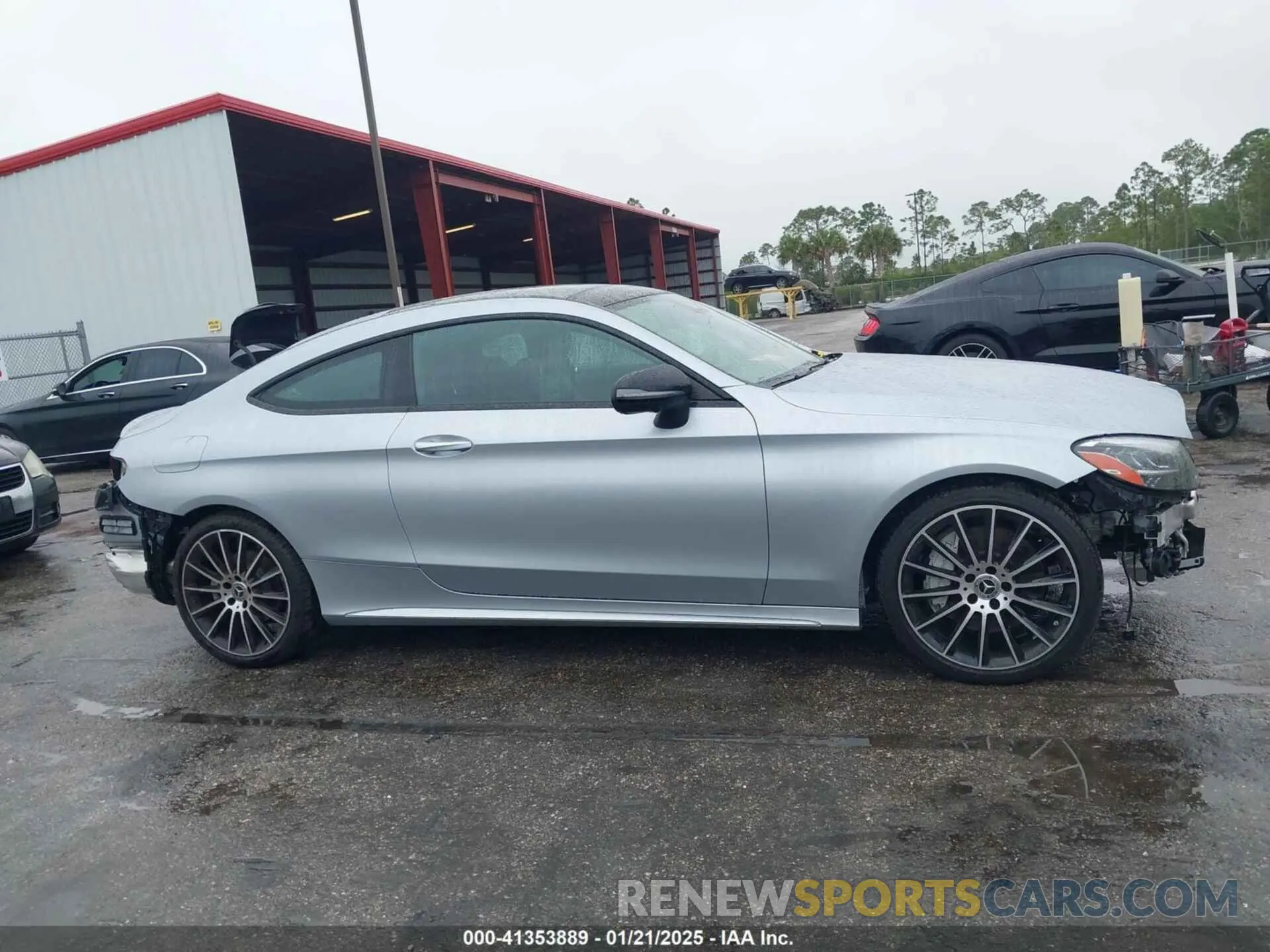 14 Photograph of a damaged car W1KWJ8DB7NG115264 MERCEDES-BENZ C 300 2022