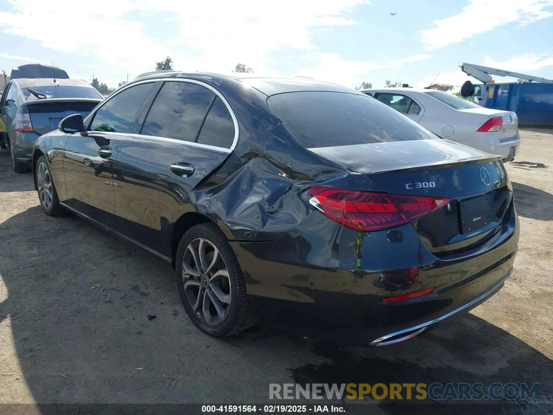 3 Photograph of a damaged car W1KAF4GB0PR115775 MERCEDES-BENZ C 300 2023