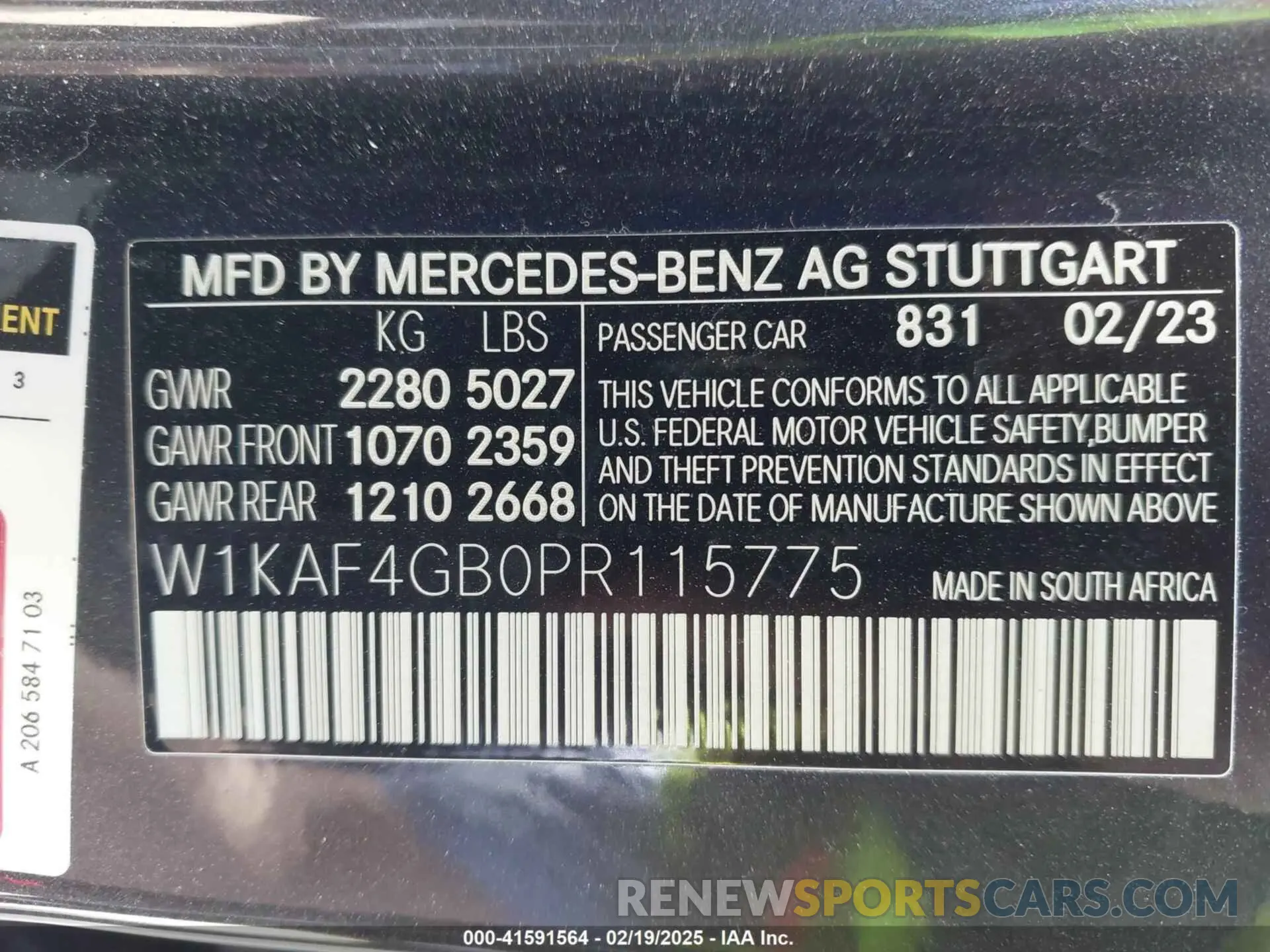 9 Photograph of a damaged car W1KAF4GB0PR115775 MERCEDES-BENZ C 300 2023