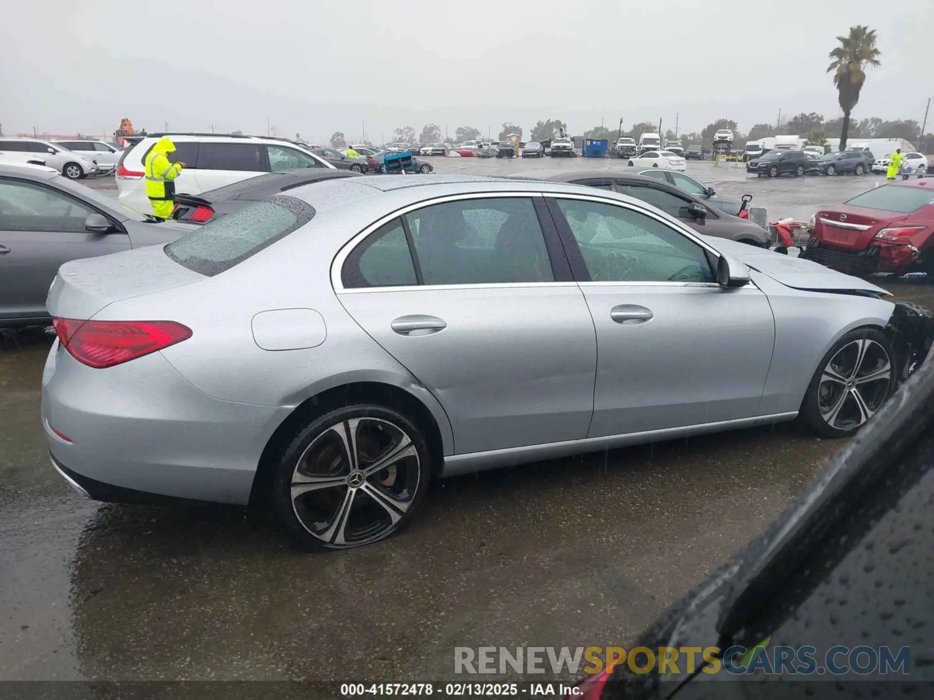 14 Фотография поврежденного автомобиля W1KAF4GB1PR069468 MERCEDES-BENZ C 300 2023
