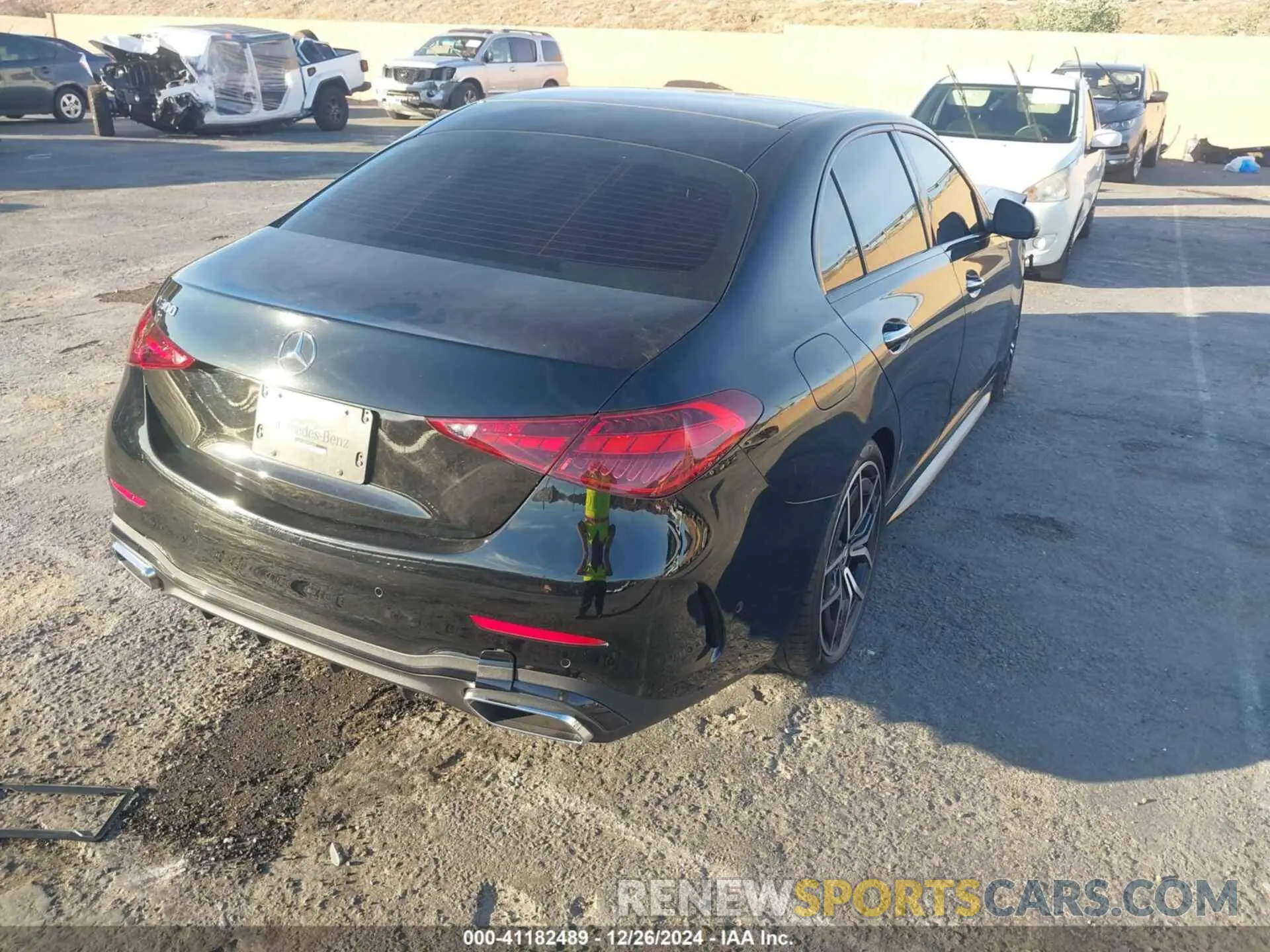 4 Фотография поврежденного автомобиля W1KAF4GB3PR093979 MERCEDES-BENZ C 300 2023
