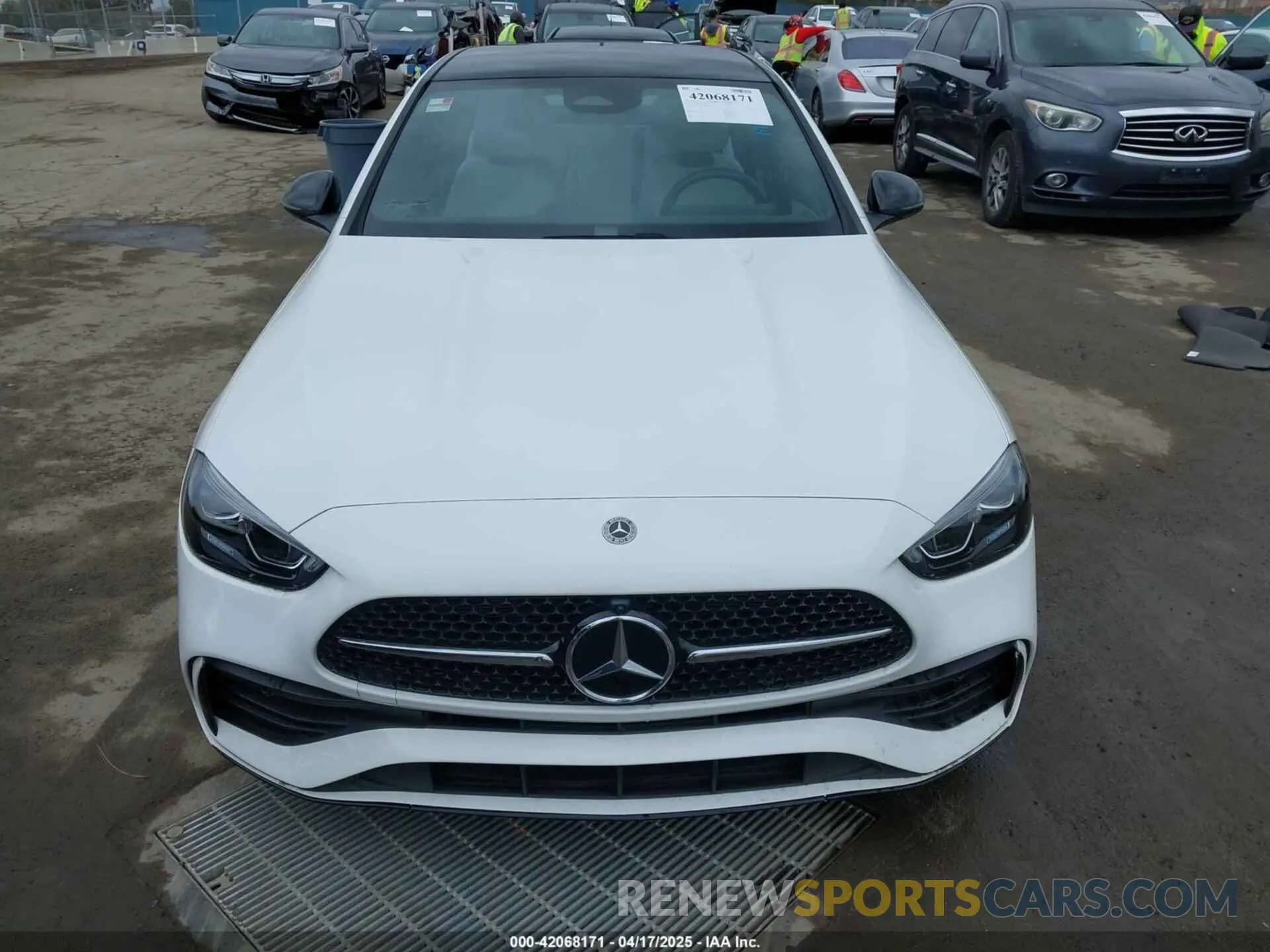 12 Фотография поврежденного автомобиля W1KAF4GB3PR121215 MERCEDES-BENZ C 300 2023