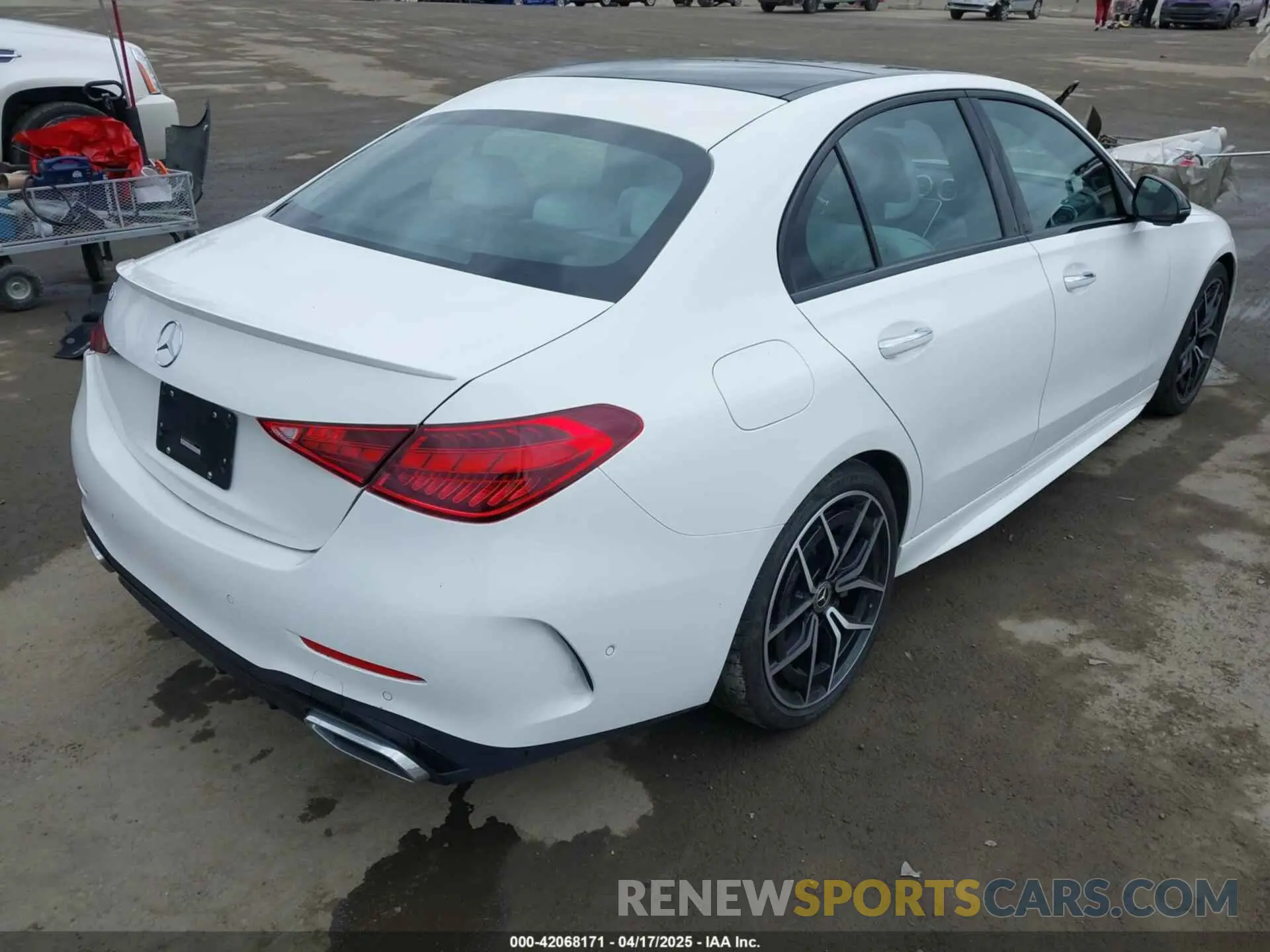 4 Фотография поврежденного автомобиля W1KAF4GB3PR121215 MERCEDES-BENZ C 300 2023